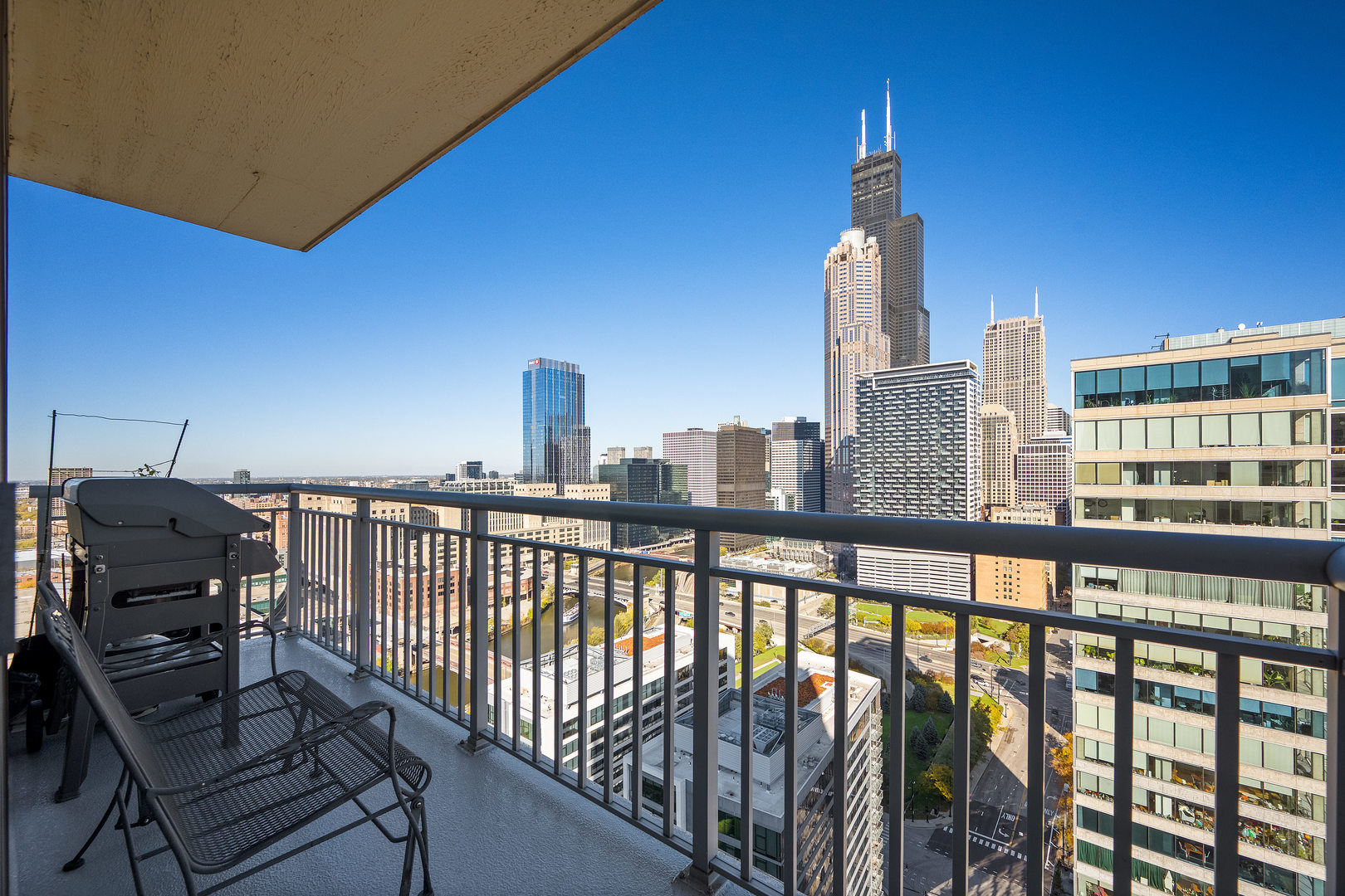 701 S Wells Street #3006, Chicago, IL 60607