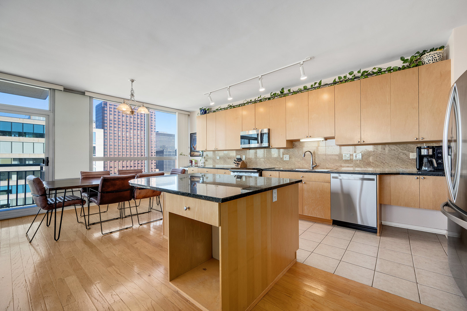 701 S Wells Street #3006, Chicago, IL 60607