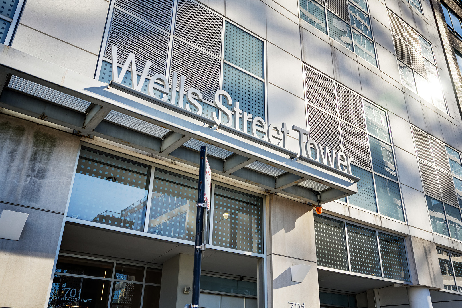 701 S Wells Street #3006, Chicago, IL 60607