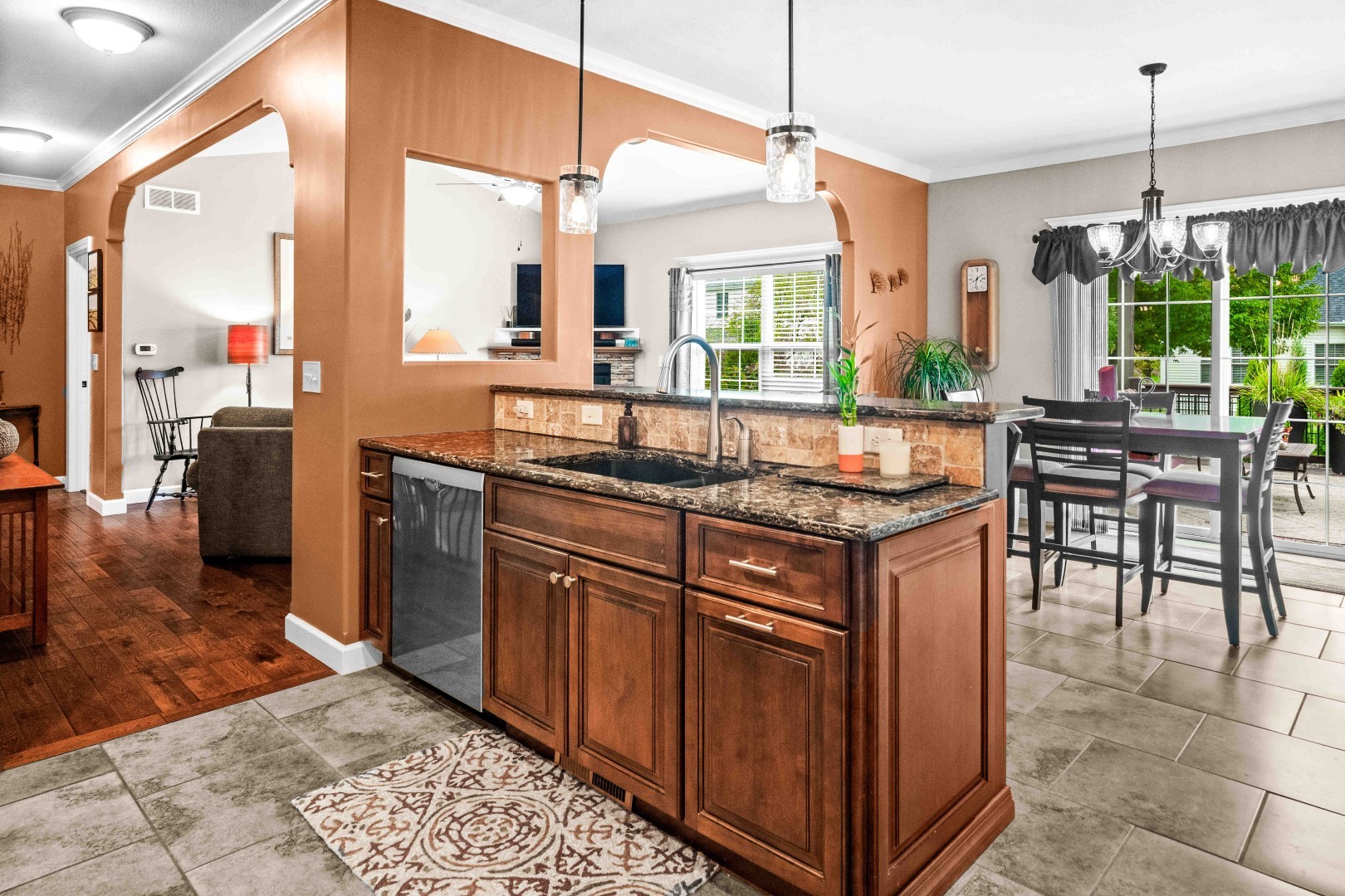 2611 Piney Run, Bloomington, IL 61705