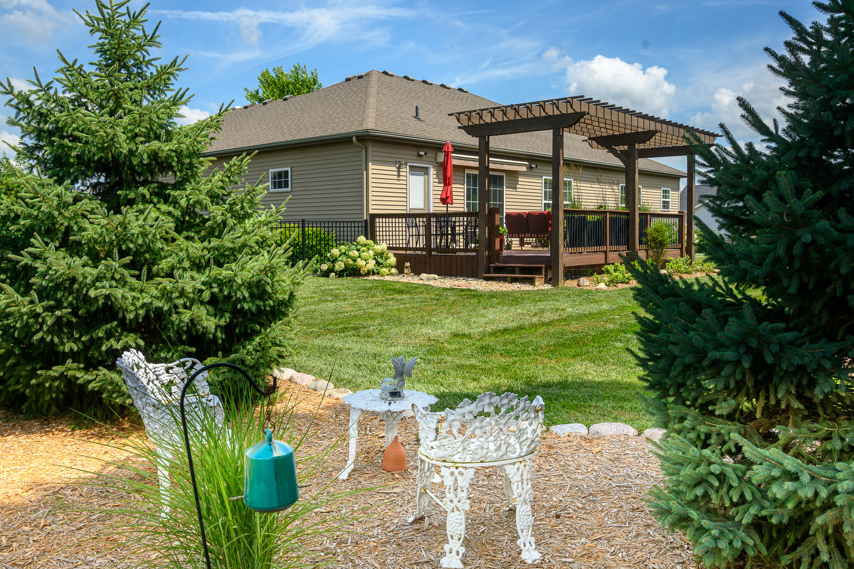 2611 Piney Run, Bloomington, IL 61705