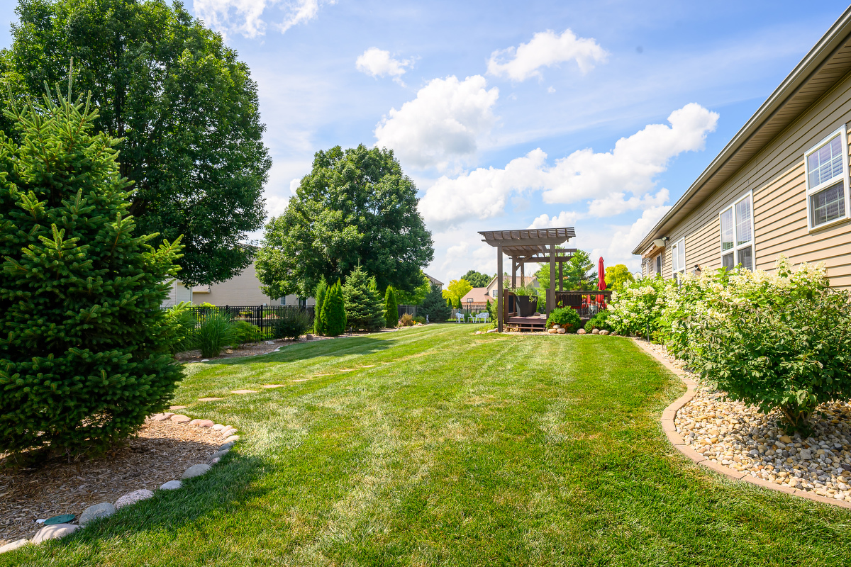 2611 Piney Run, Bloomington, IL 61705