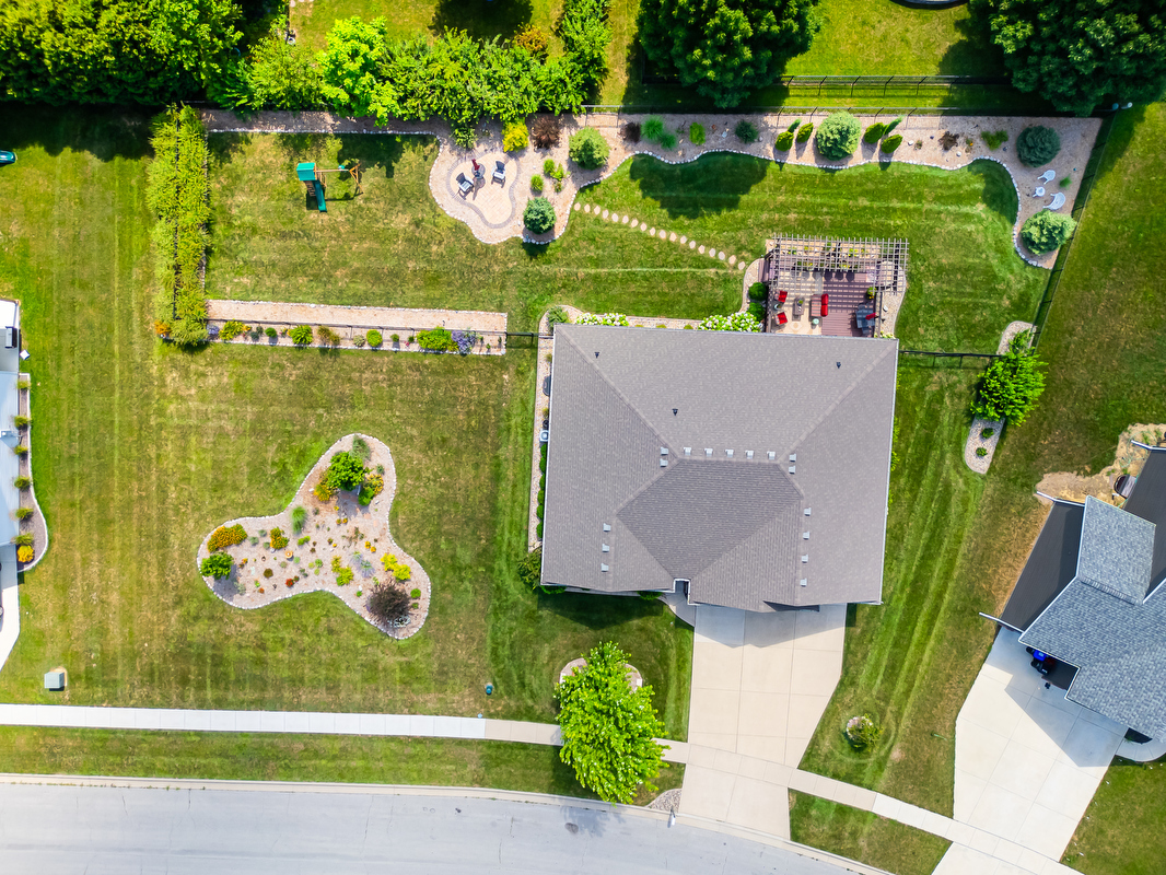 2611 Piney Run, Bloomington, IL 61705