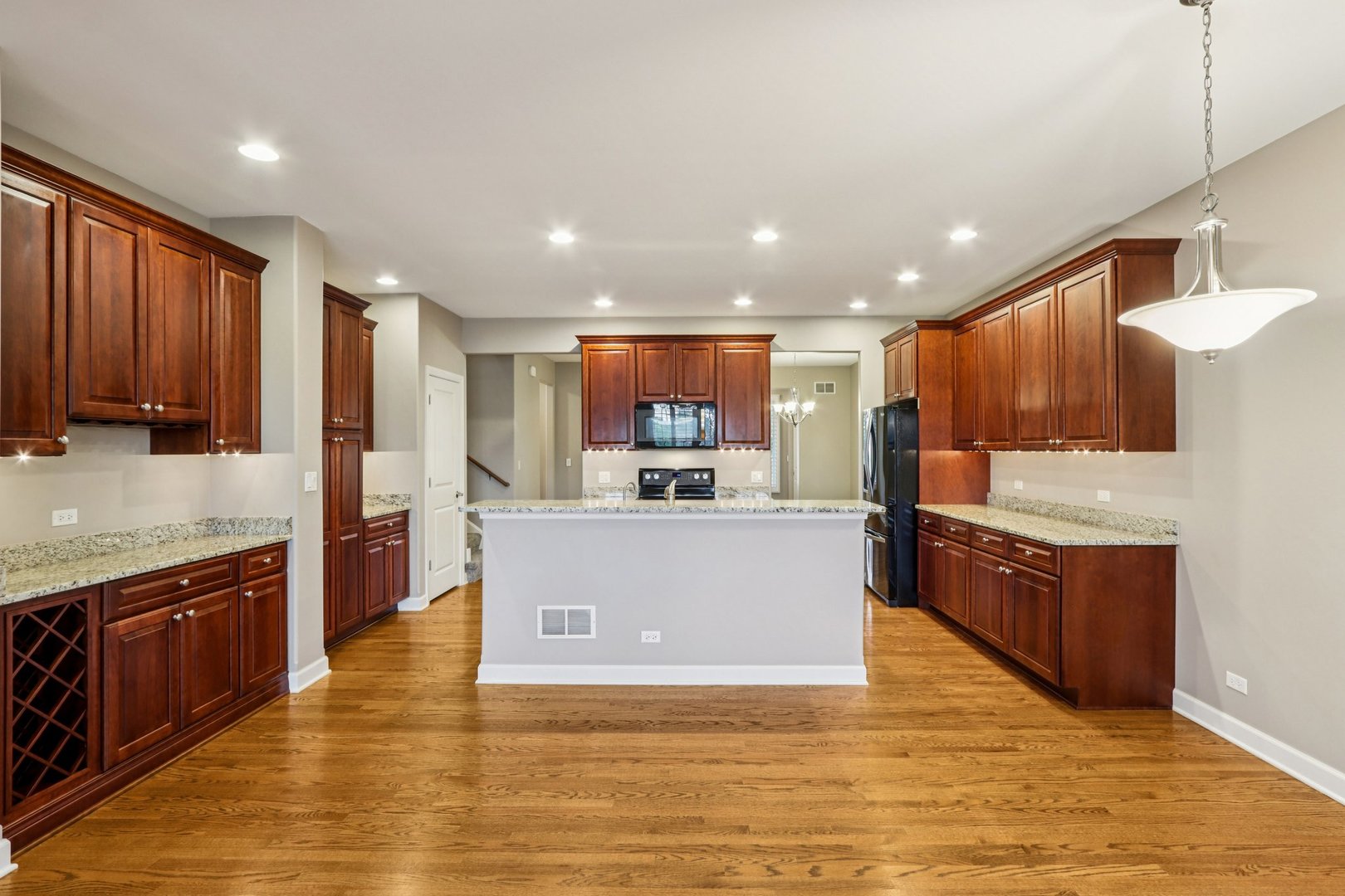 1341 Ashbury Circle, Lemont, IL 60439