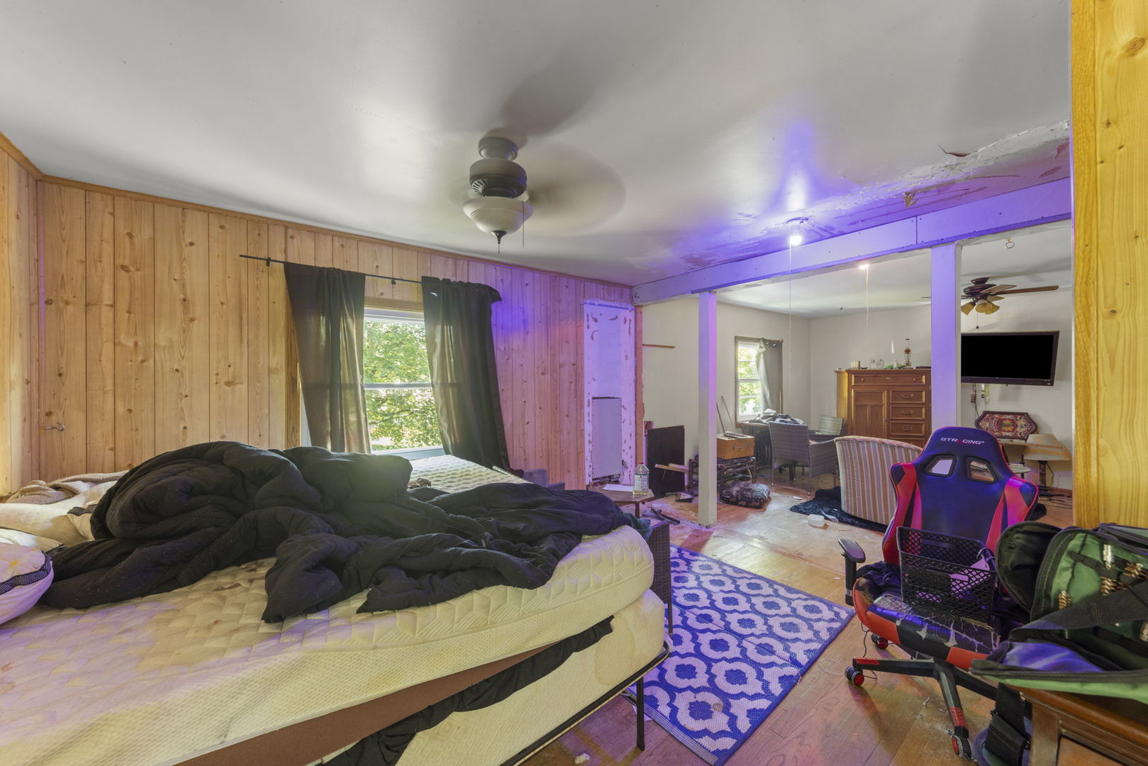 9047 S 50th Avenue, Oak Lawn, IL 60453