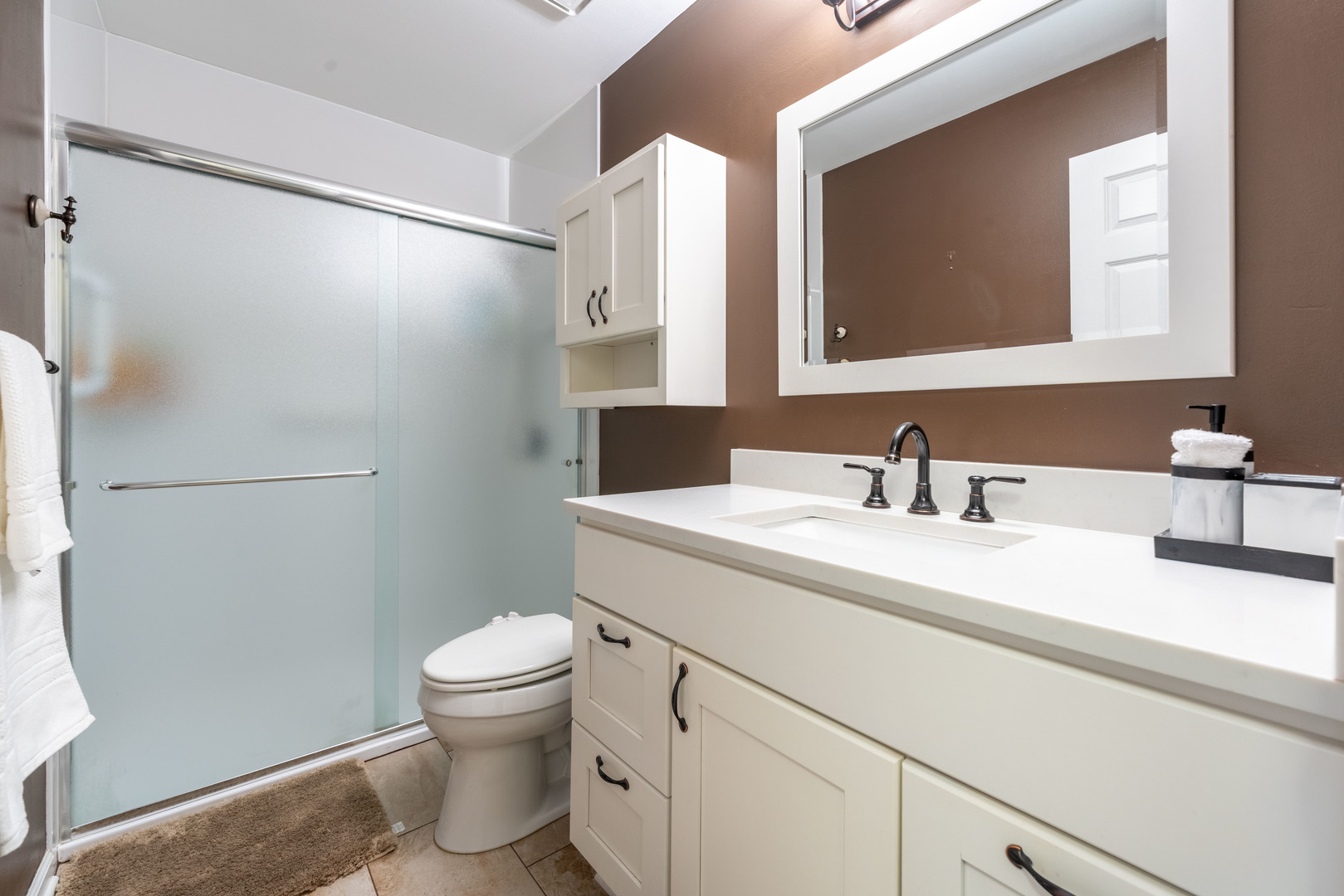11424 LAKEBROOK Court, Orland Park, IL 60467