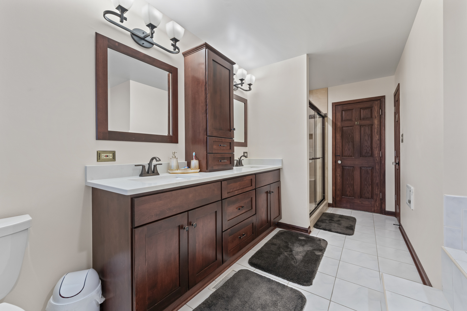 11424 LAKEBROOK Court, Orland Park, IL 60467