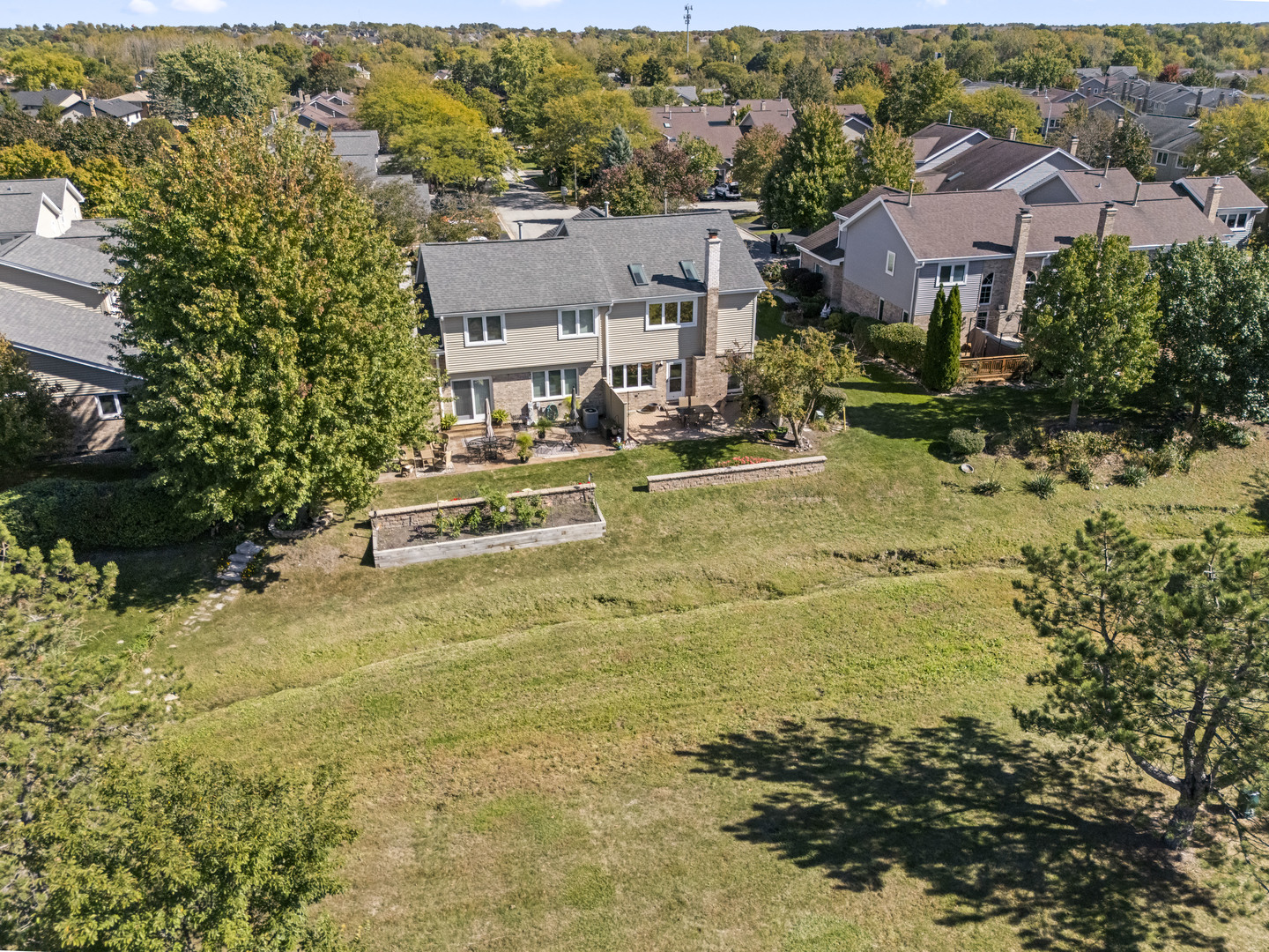11424 LAKEBROOK Court, Orland Park, IL 60467