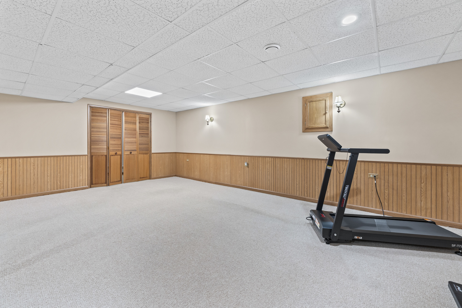 11424 LAKEBROOK Court, Orland Park, IL 60467