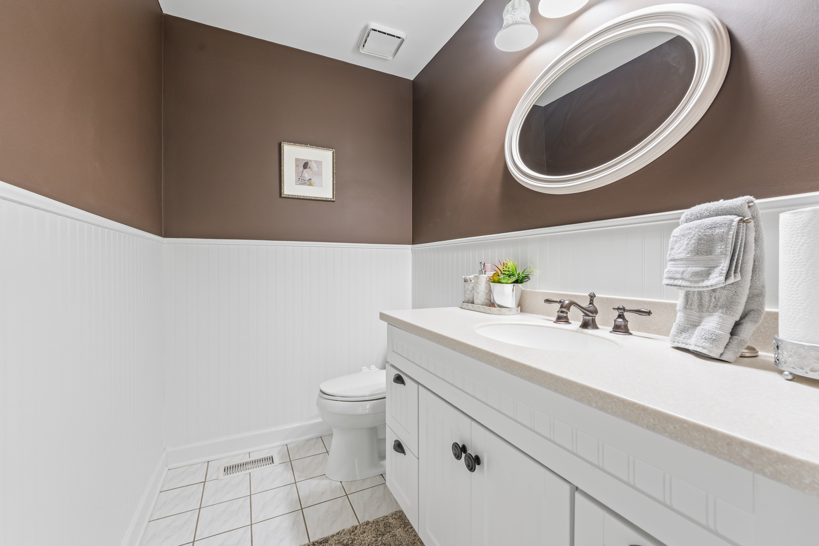 11424 LAKEBROOK Court, Orland Park, IL 60467