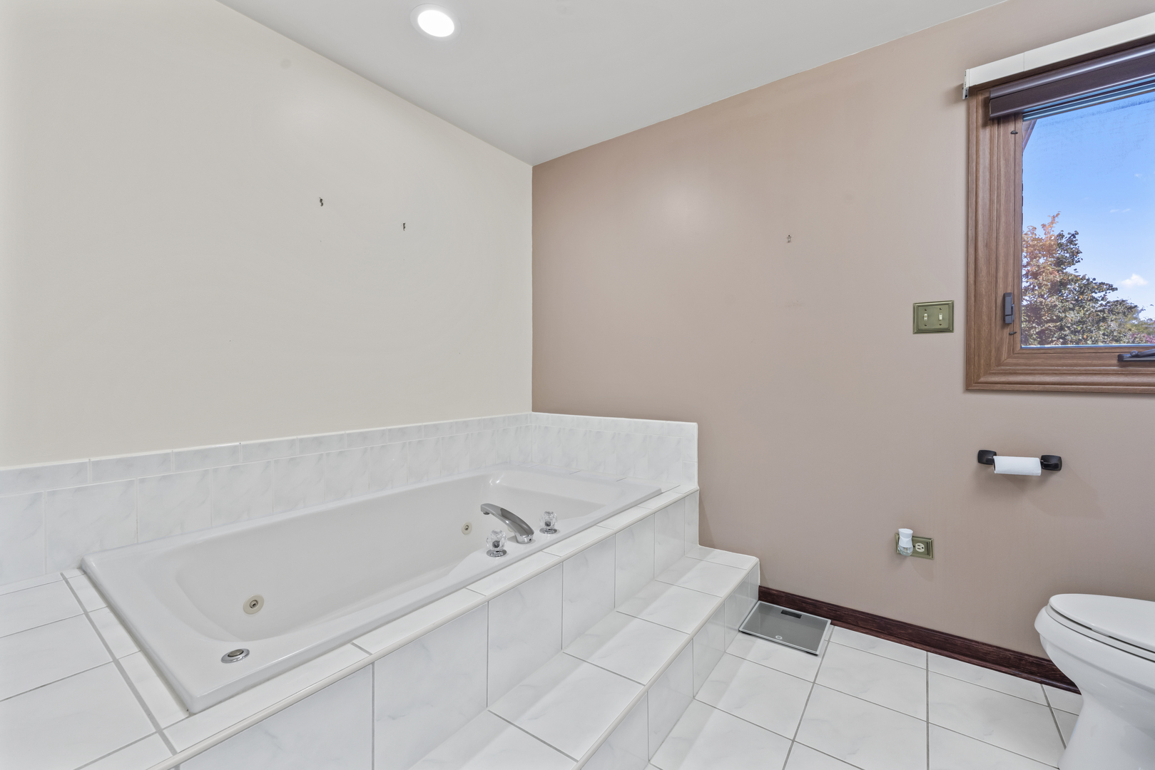 11424 LAKEBROOK Court, Orland Park, IL 60467