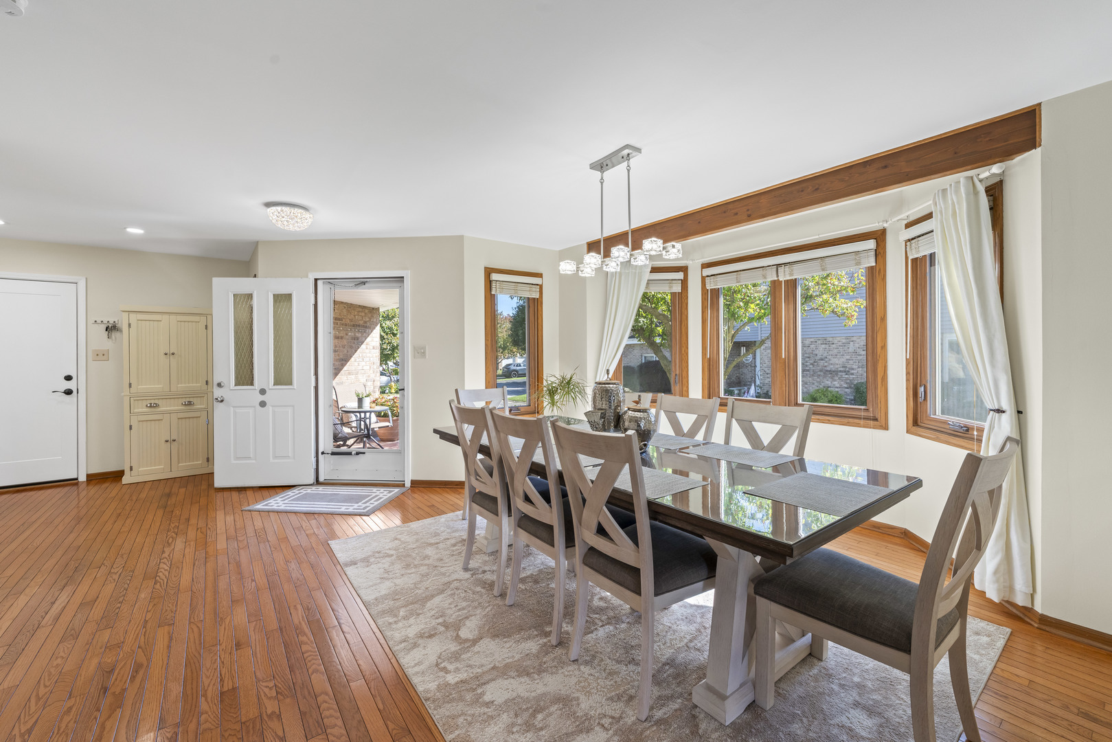 11424 LAKEBROOK Court, Orland Park, IL 60467