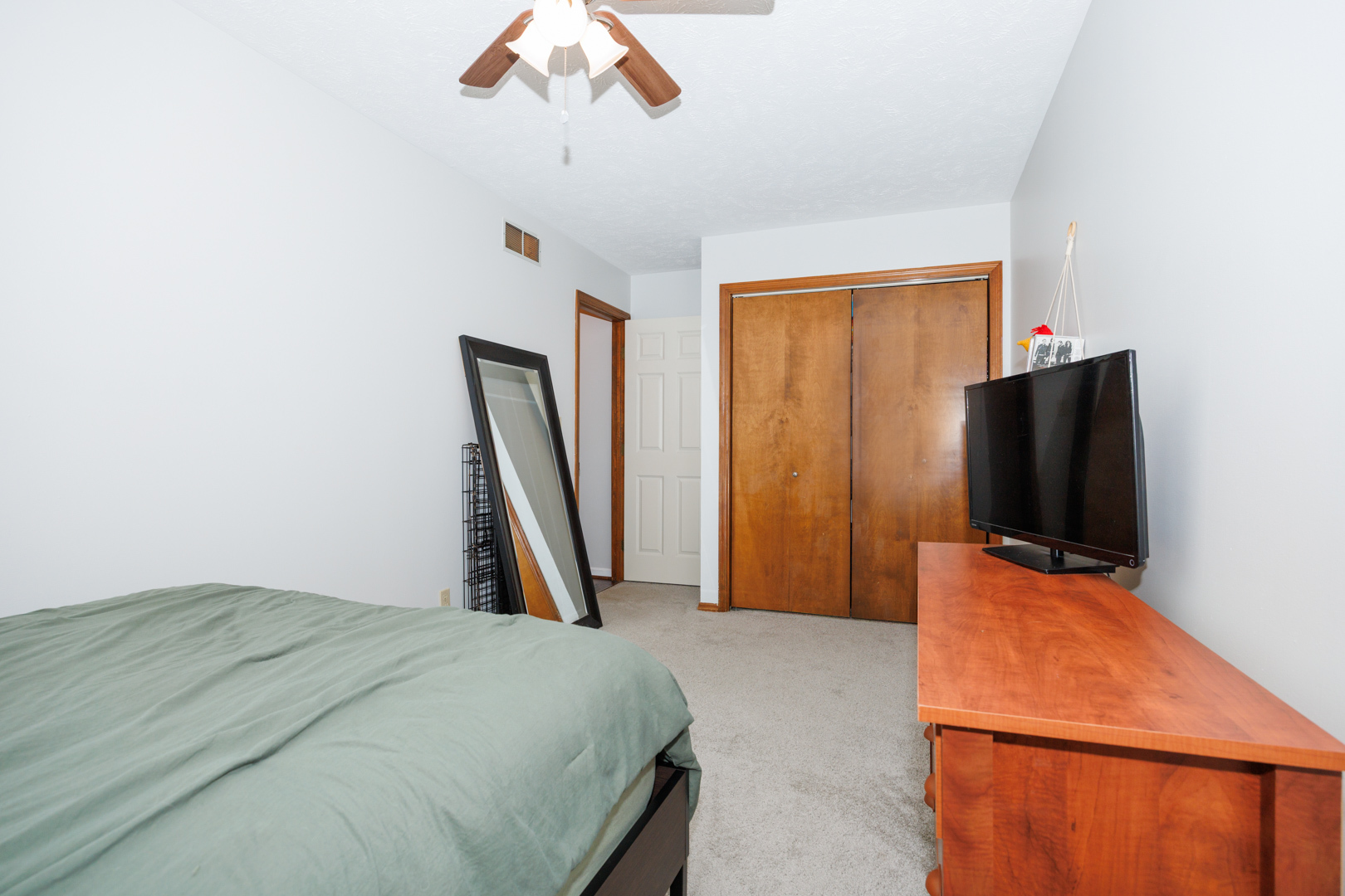 1309 Cadwell Drive, Bloomington, IL 61704