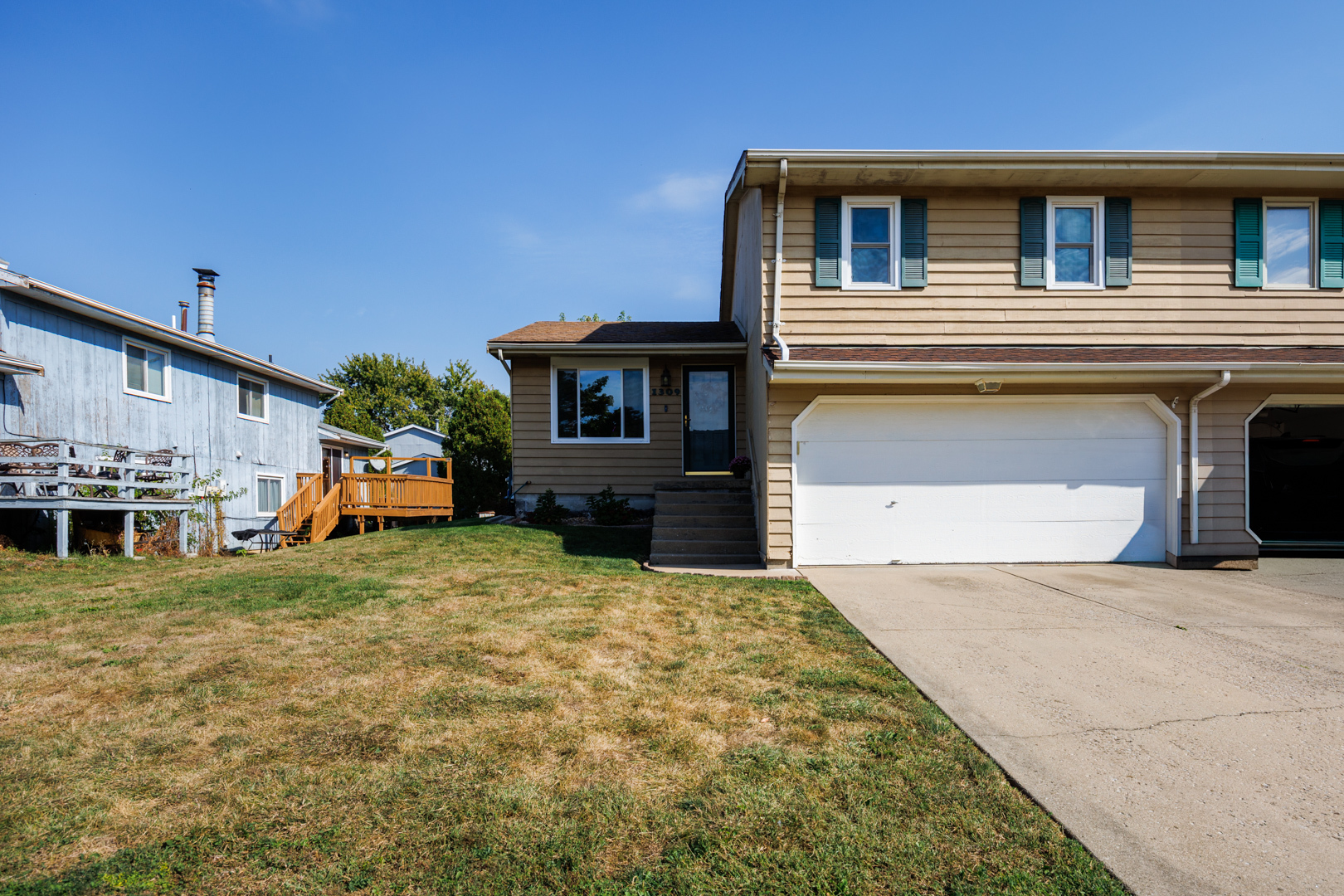 1309 Cadwell Drive, Bloomington, IL 61704