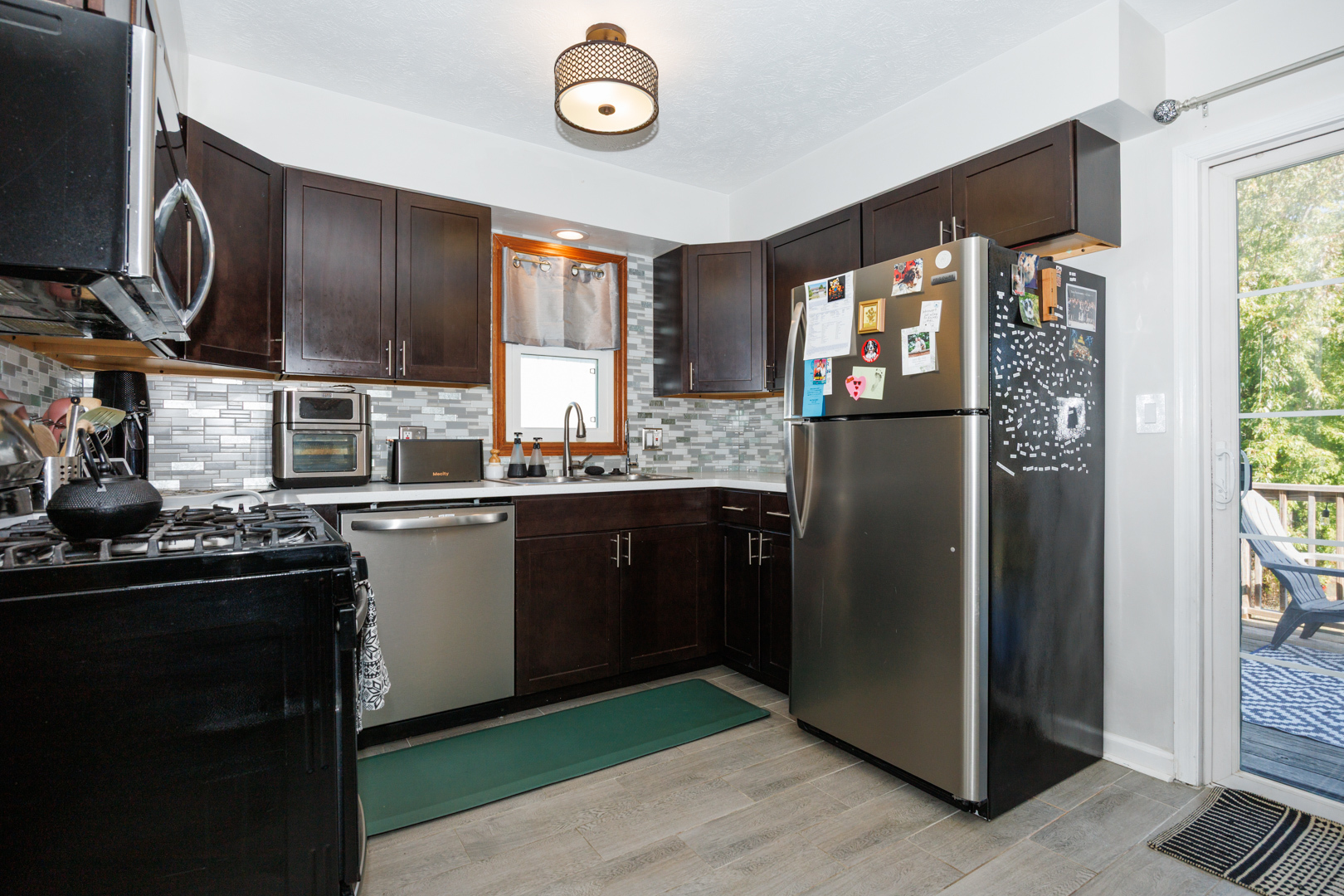 1309 Cadwell Drive, Bloomington, IL 61704