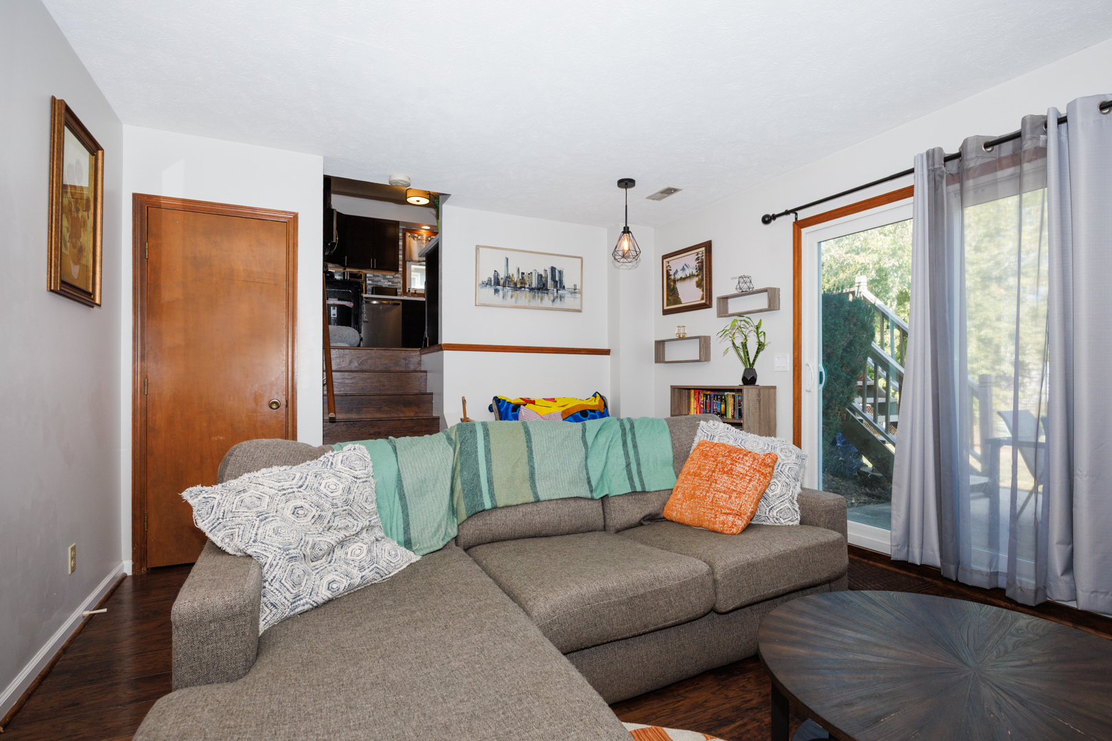 1309 Cadwell Drive, Bloomington, IL 61704