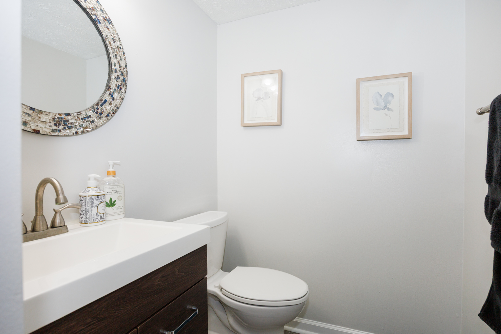 1309 Cadwell Drive, Bloomington, IL 61704