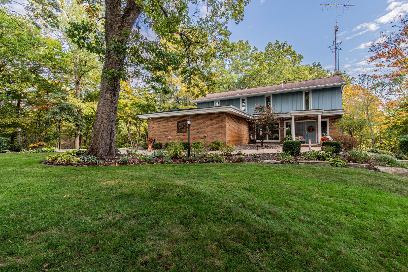2555 Ridgefield Road, Princeton, IL 61356