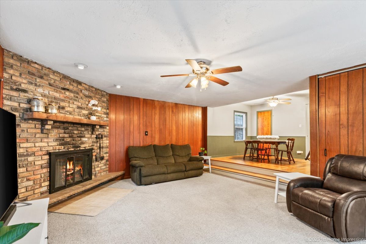 9252 S Sawyer Avenue, Evergreen Park, IL 60805