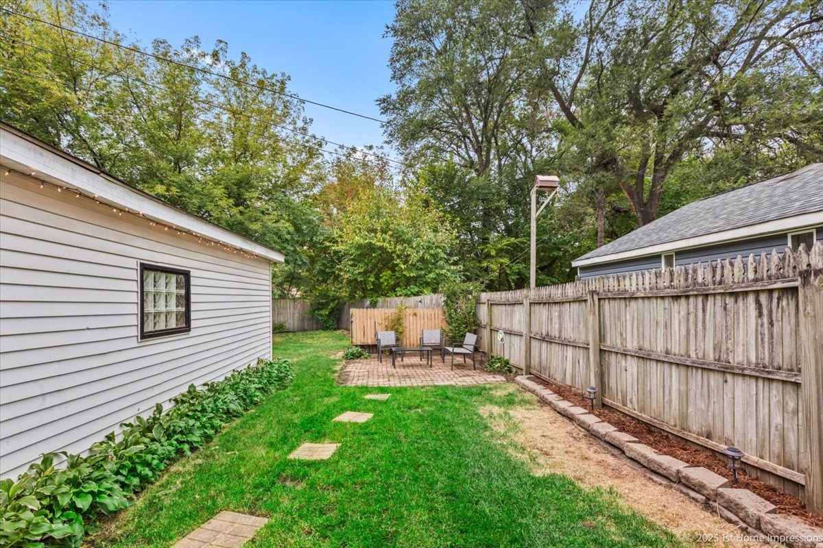 9252 S Sawyer Avenue, Evergreen Park, IL 60805