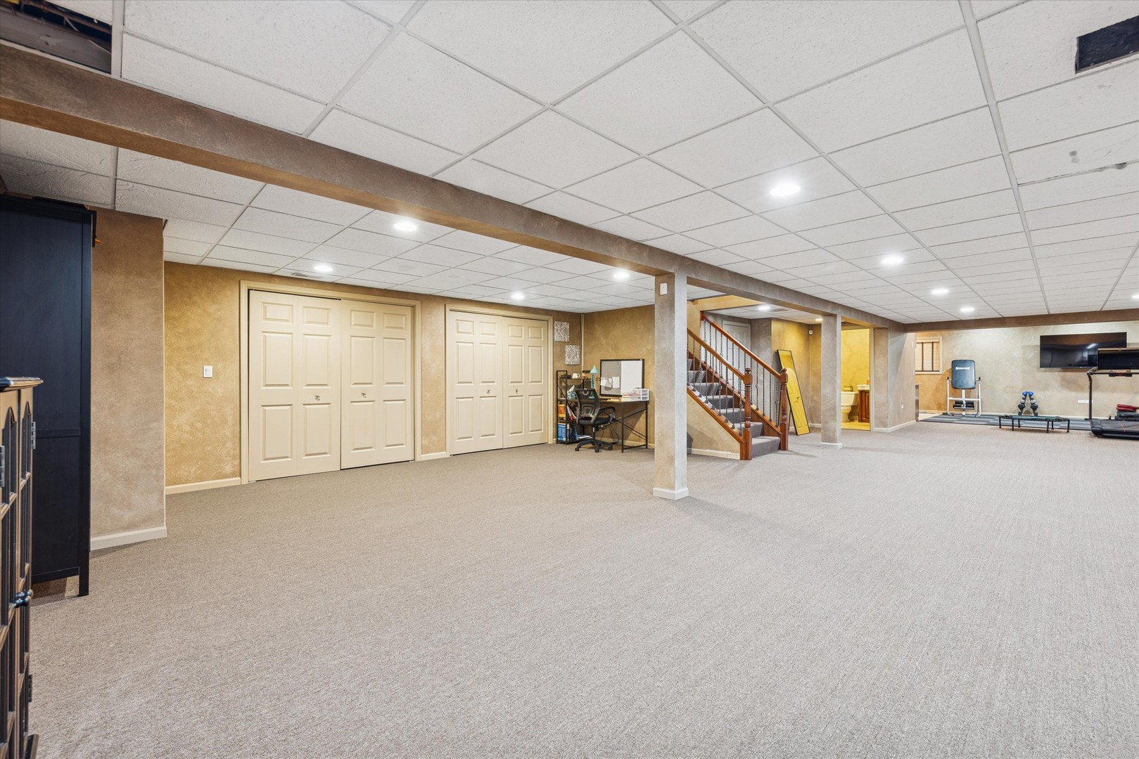 31 Croydon Lane, Oak Brook, IL 60523