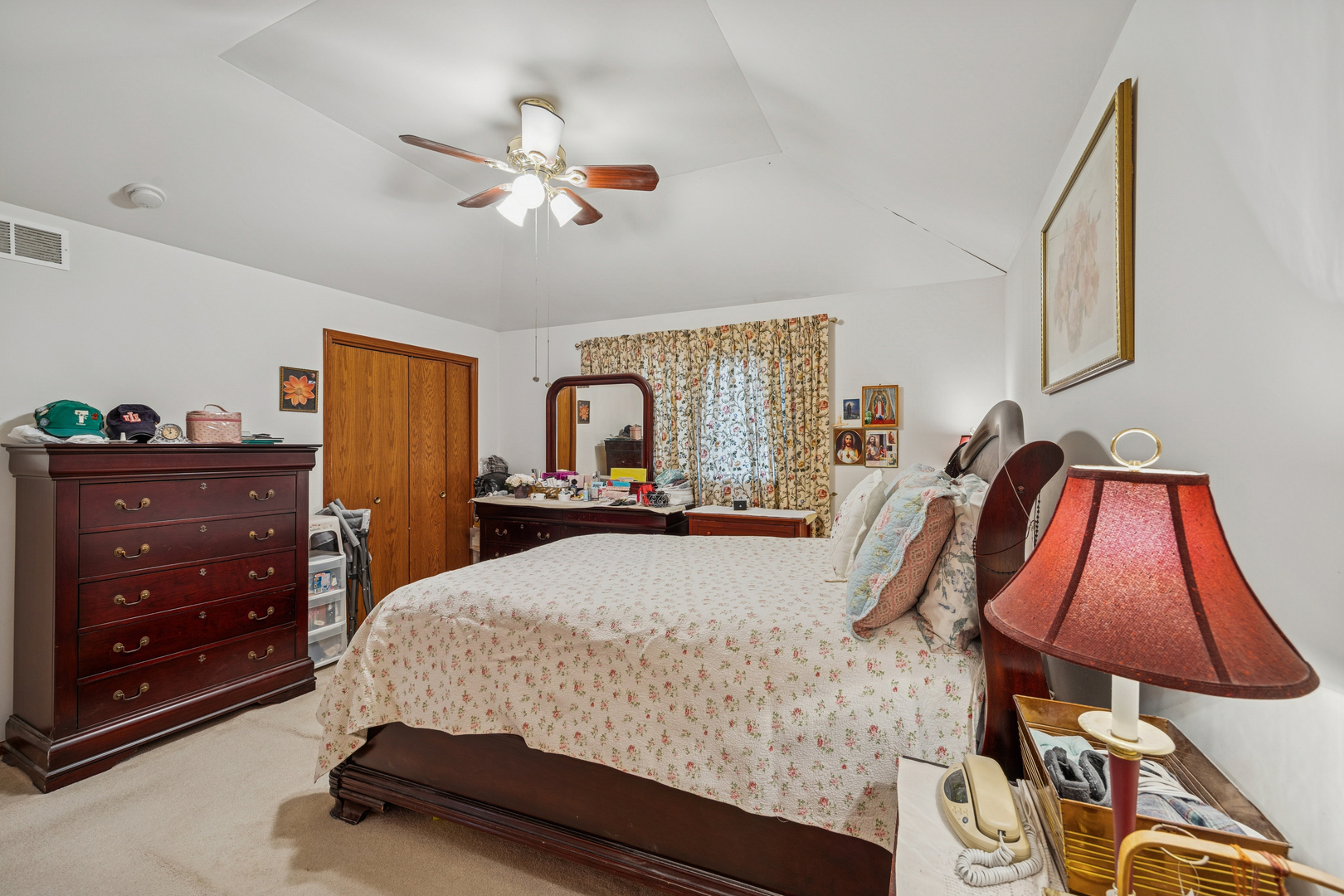 5524 Christopher Drive, Oak Forest, IL 60452