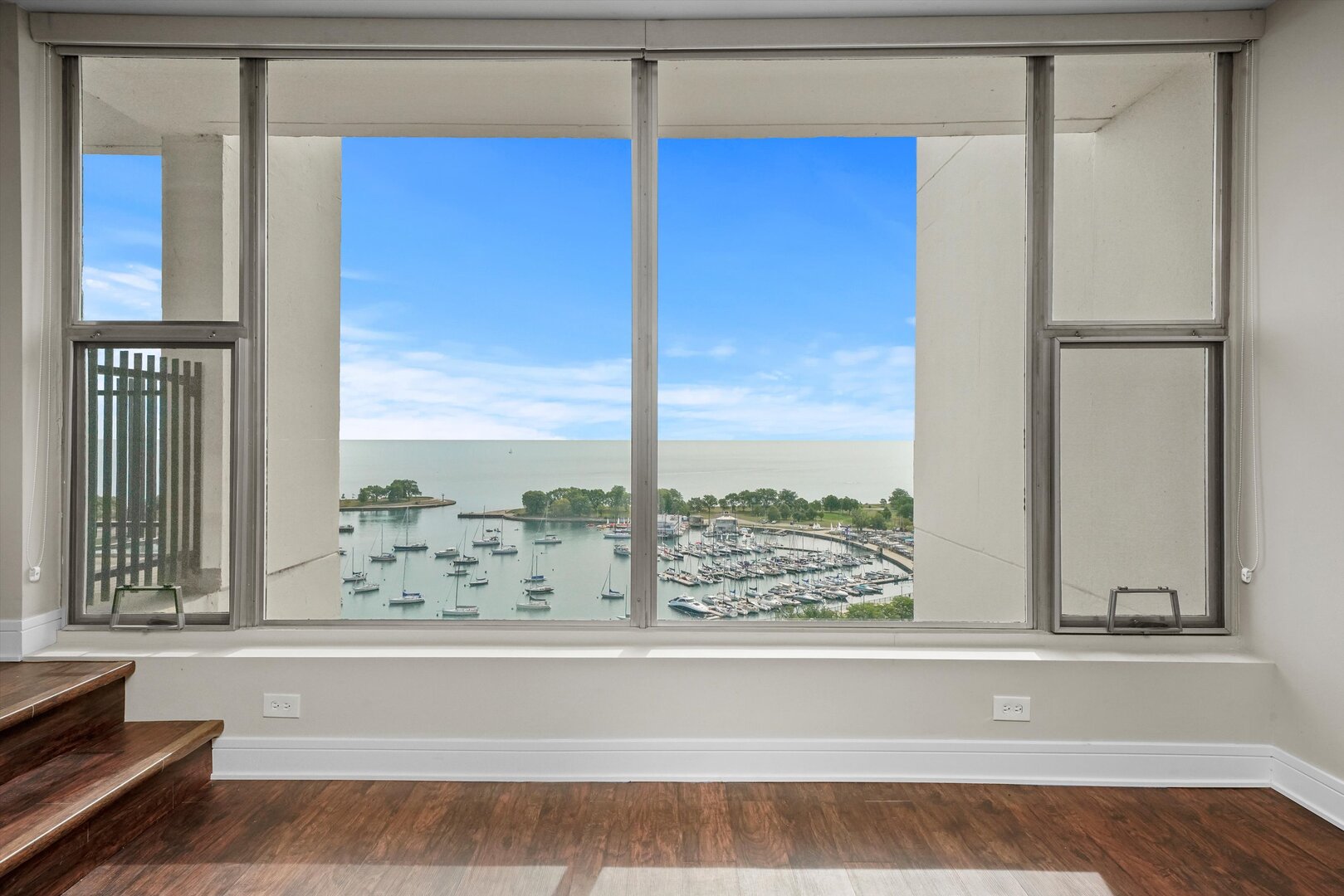 3200 N LAKE SHORE Drive #1904, Chicago, IL 60657