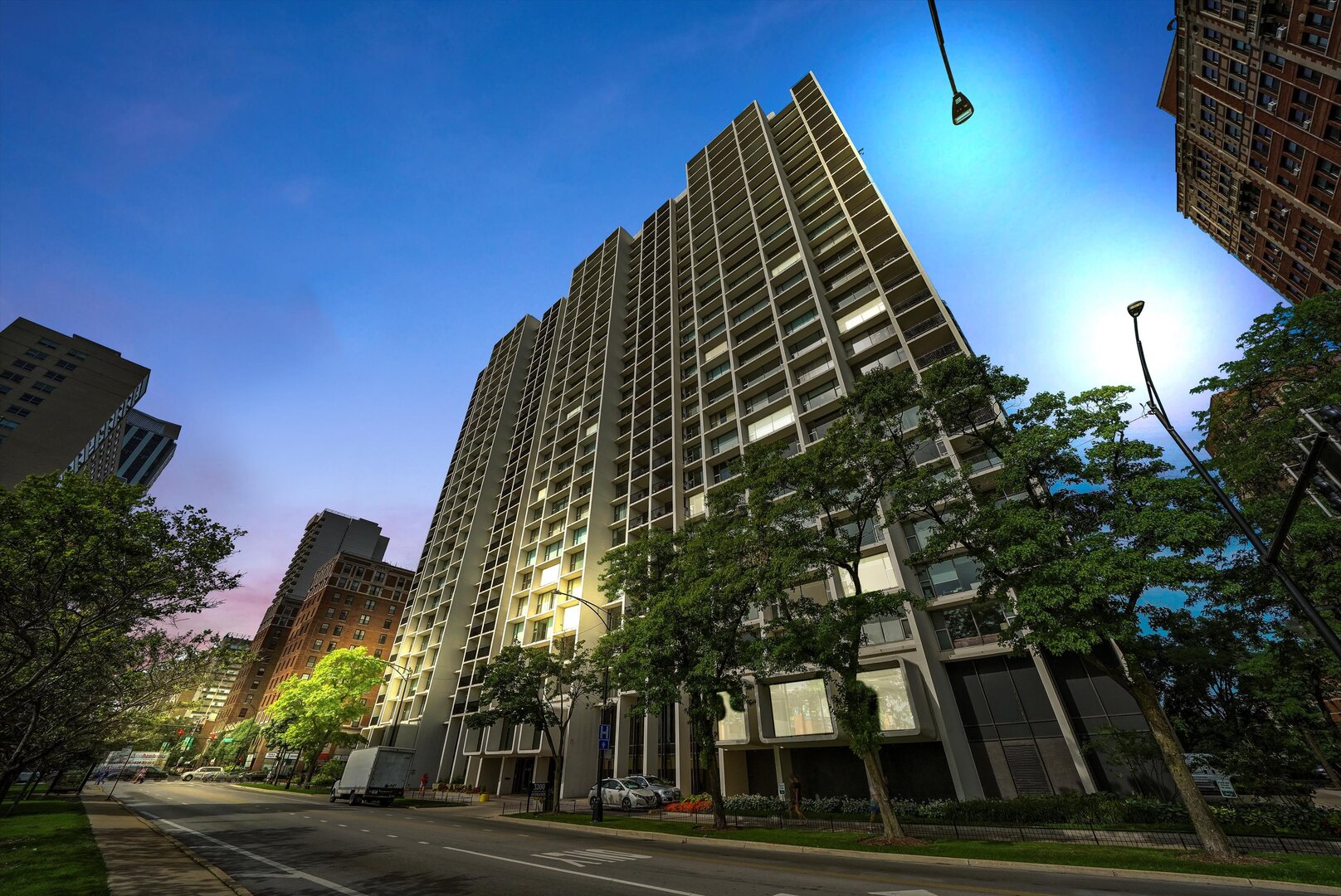 3200 N LAKE SHORE Drive #1904, Chicago, IL 60657