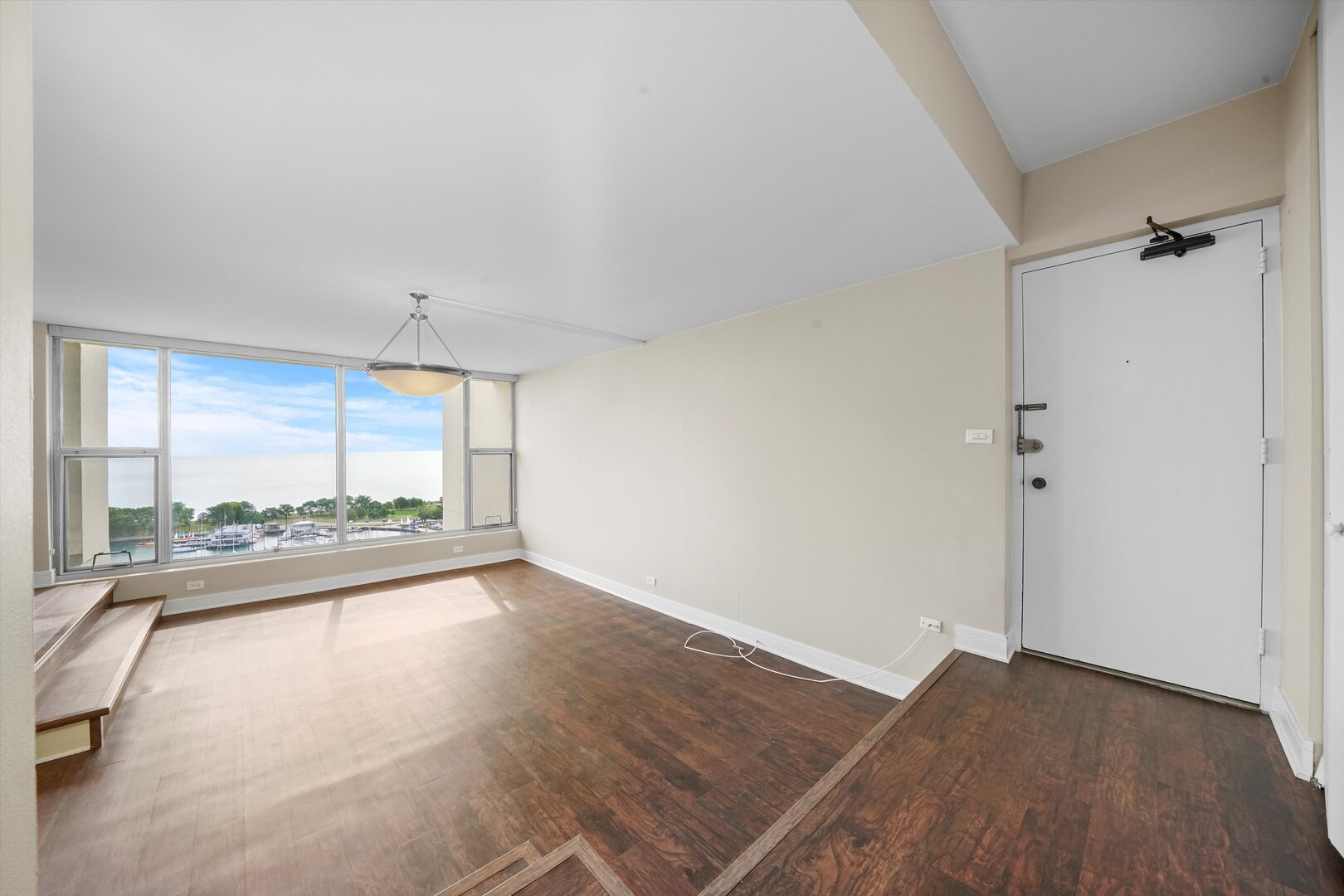 3200 N LAKE SHORE Drive #1904, Chicago, IL 60657