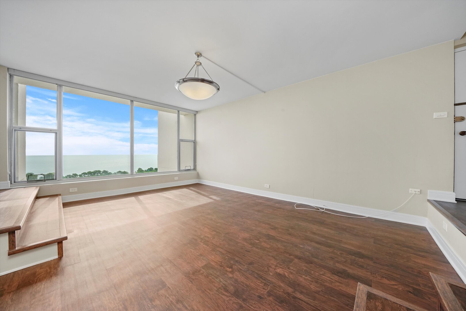 3200 N LAKE SHORE Drive #1904, Chicago, IL 60657