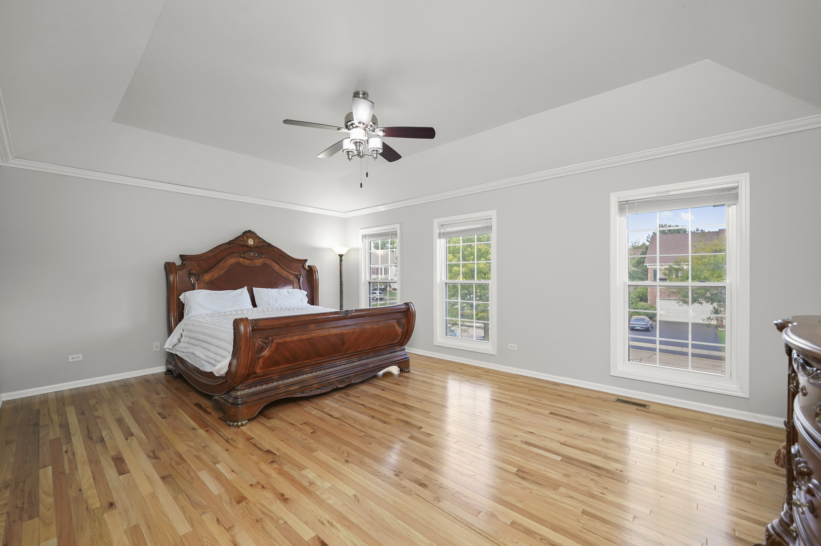 1379 W Deer Court, Palatine, IL 60067