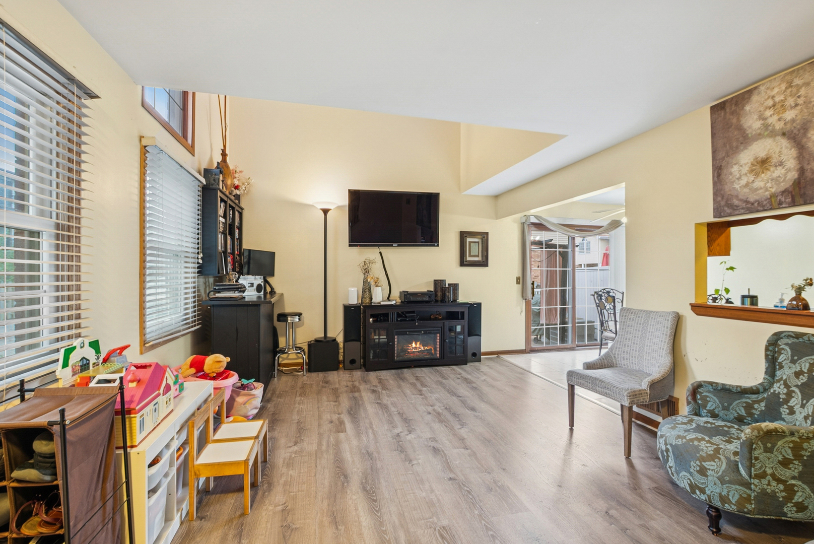 4326 W Emerald Way Street, Alsip, IL 60803