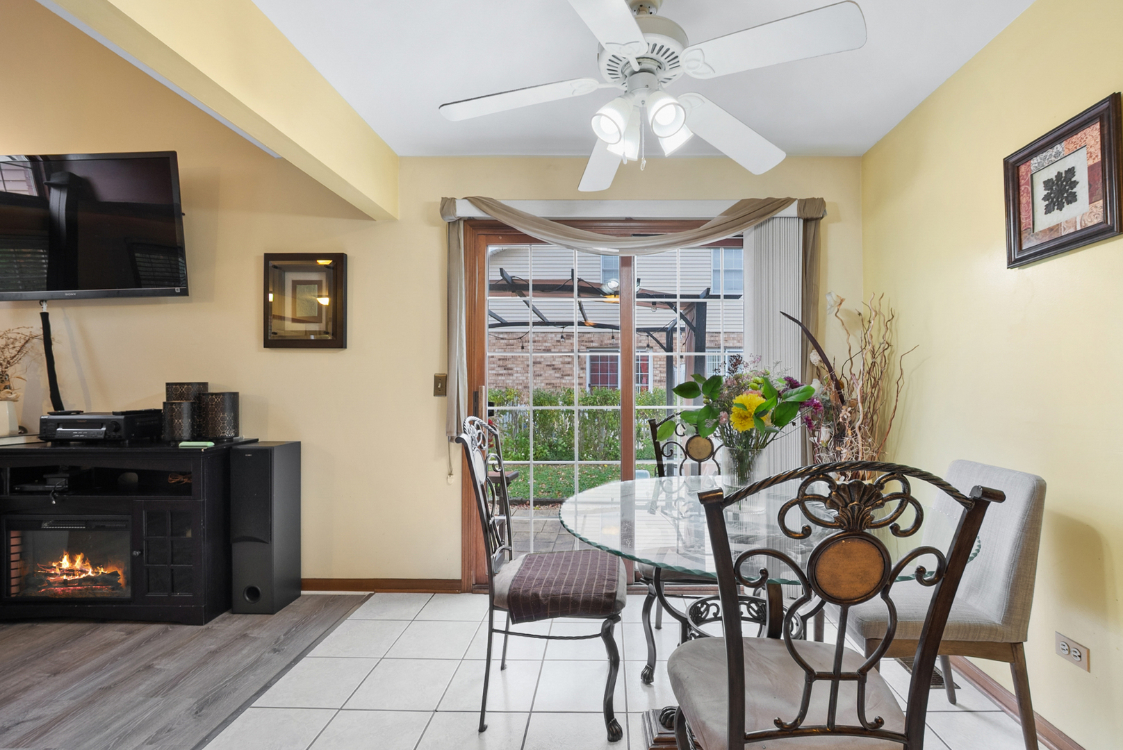 4326 W Emerald Way Street, Alsip, IL 60803