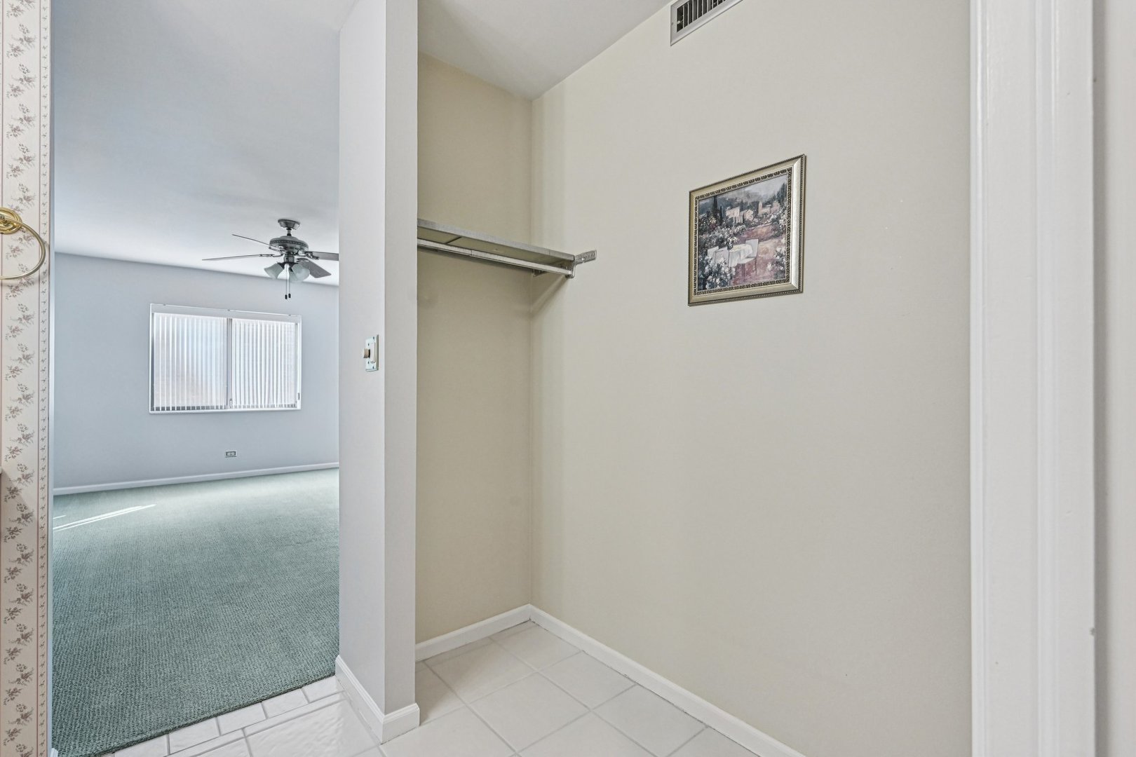 1105 N Mill Street #224, Naperville, IL 60563