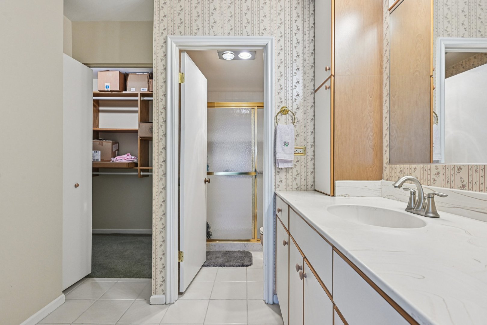 1105 N Mill Street #224, Naperville, IL 60563