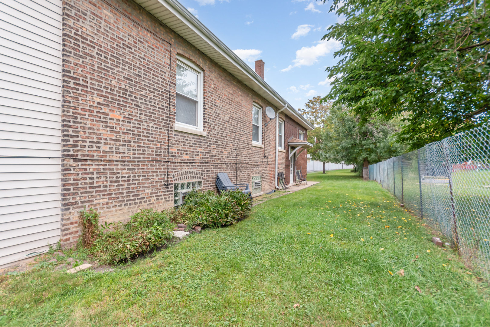 1300 S 49th Avenue, Cicero, IL 60804