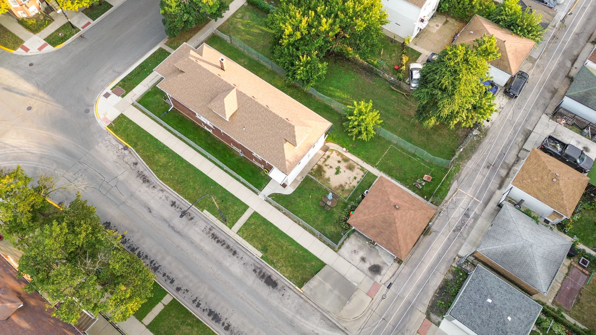 1300 S 49th Avenue, Cicero, IL 60804