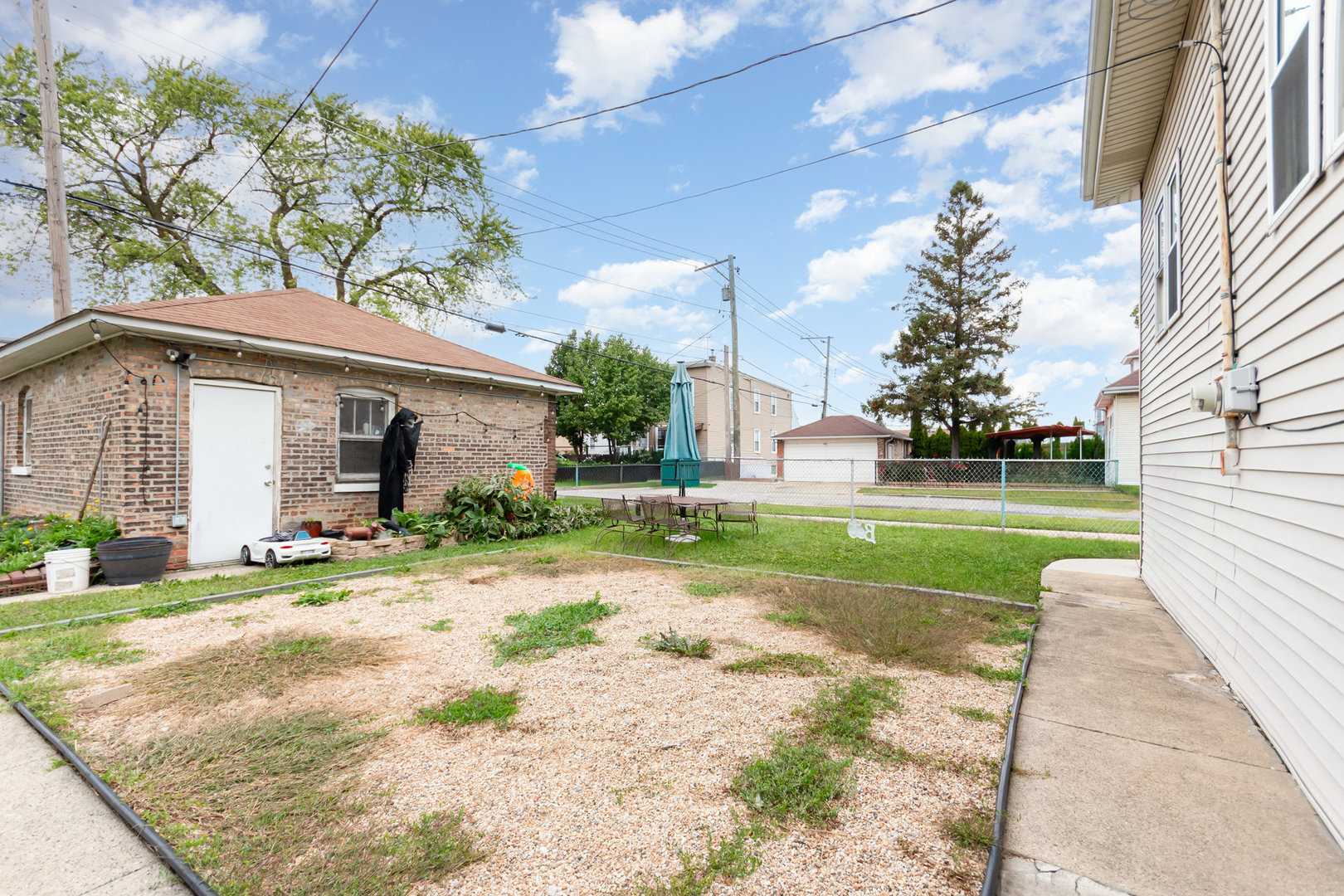 1300 S 49th Avenue, Cicero, IL 60804