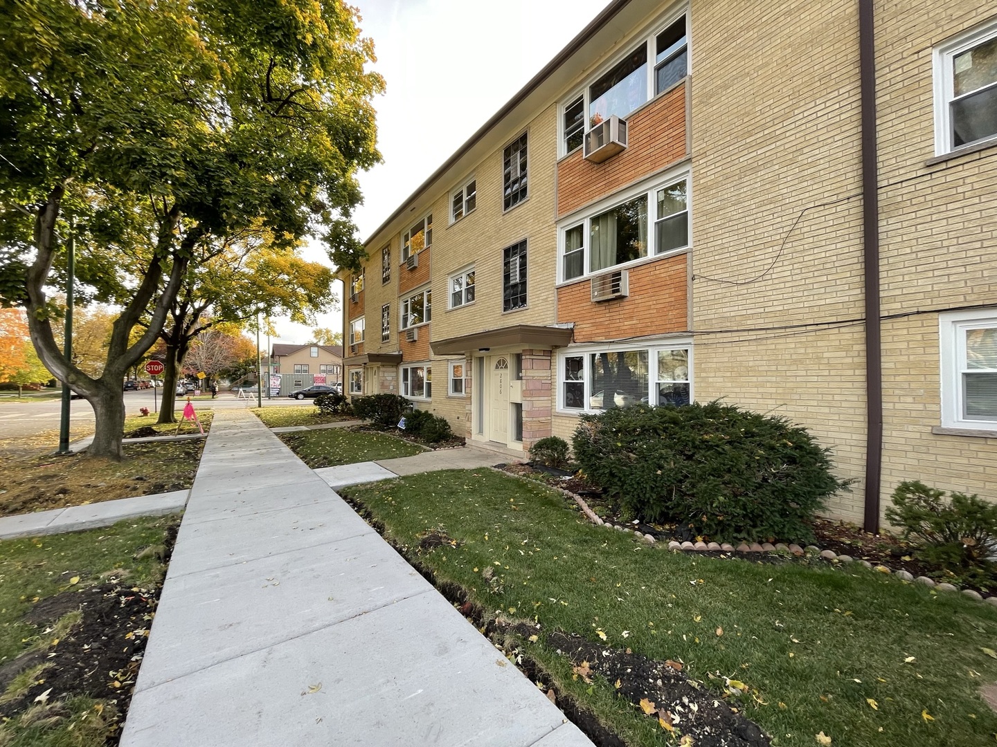 2802 N Rutherford Avenue #3C, Chicago, IL 60634
