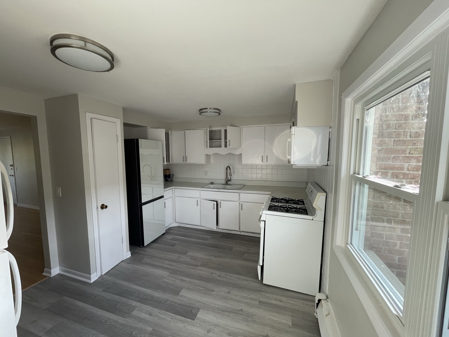 2802 N Rutherford Avenue #3C, Chicago, IL 60634