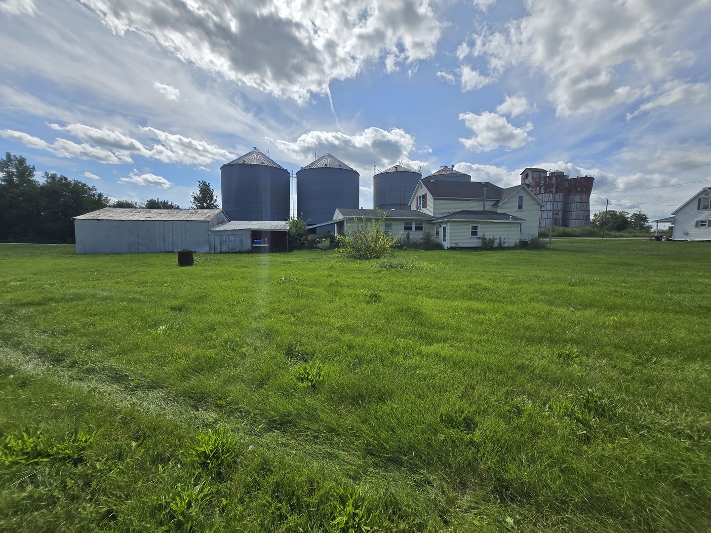 802 Railroad Street, Beaverville, IL 60912