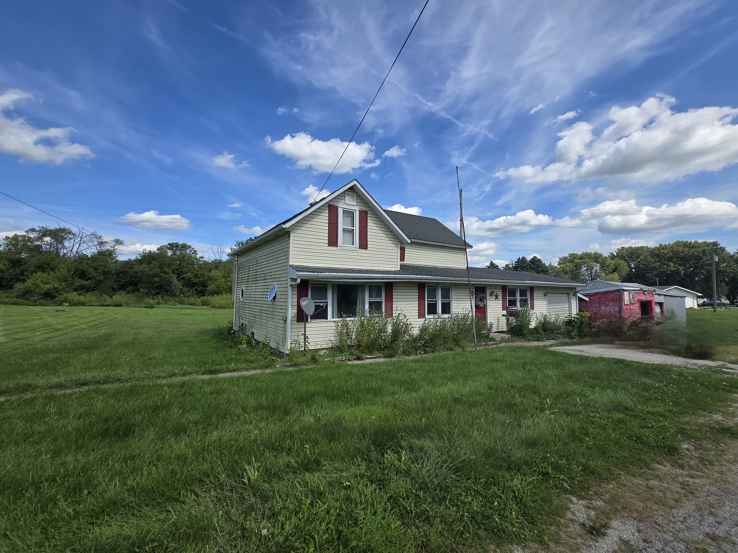 802 Railroad Street, Beaverville, IL 60912
