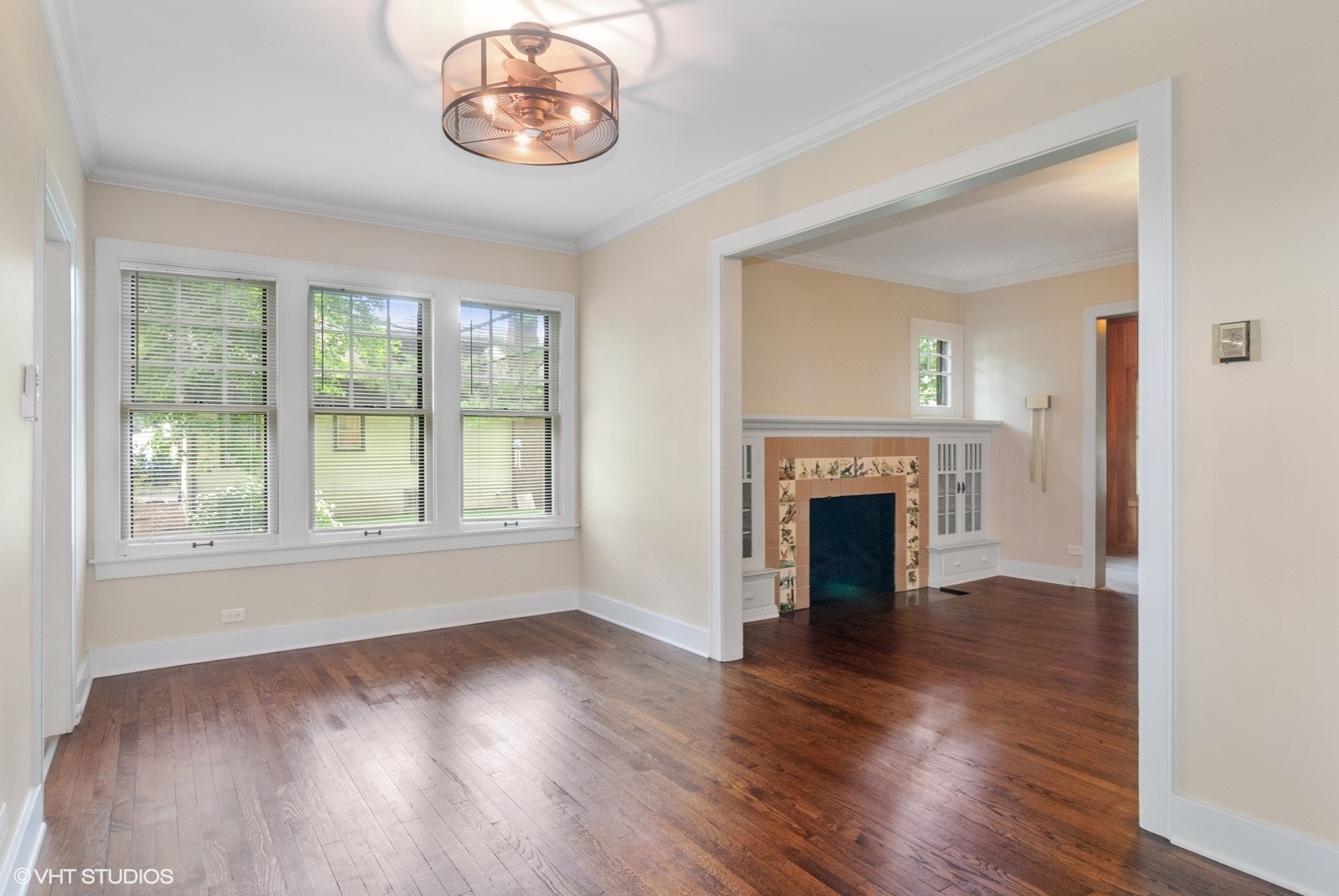 28W456 Batavia Road, Warrenville, IL 60555