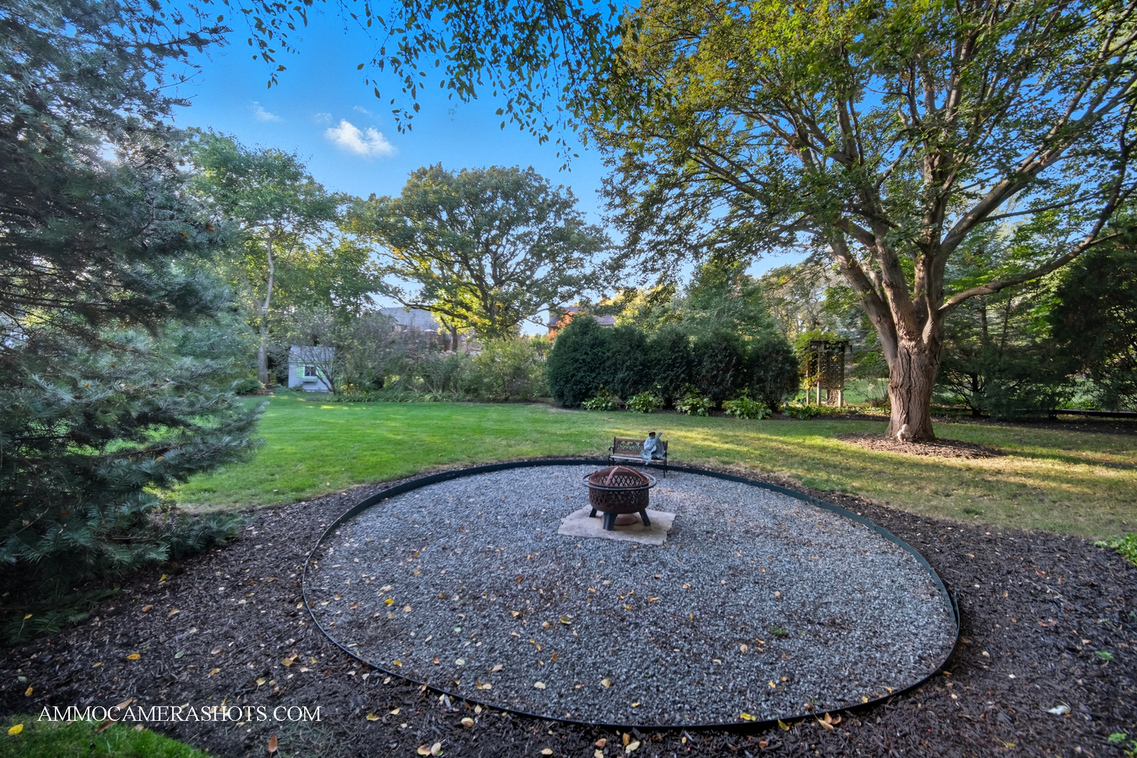 12 Highgate Court, St. Charles, IL 60174