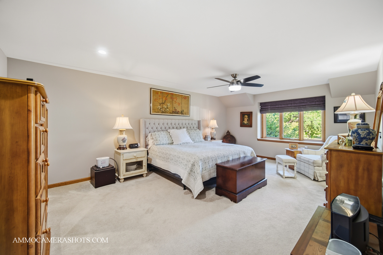 12 Highgate Court, St. Charles, IL 60174