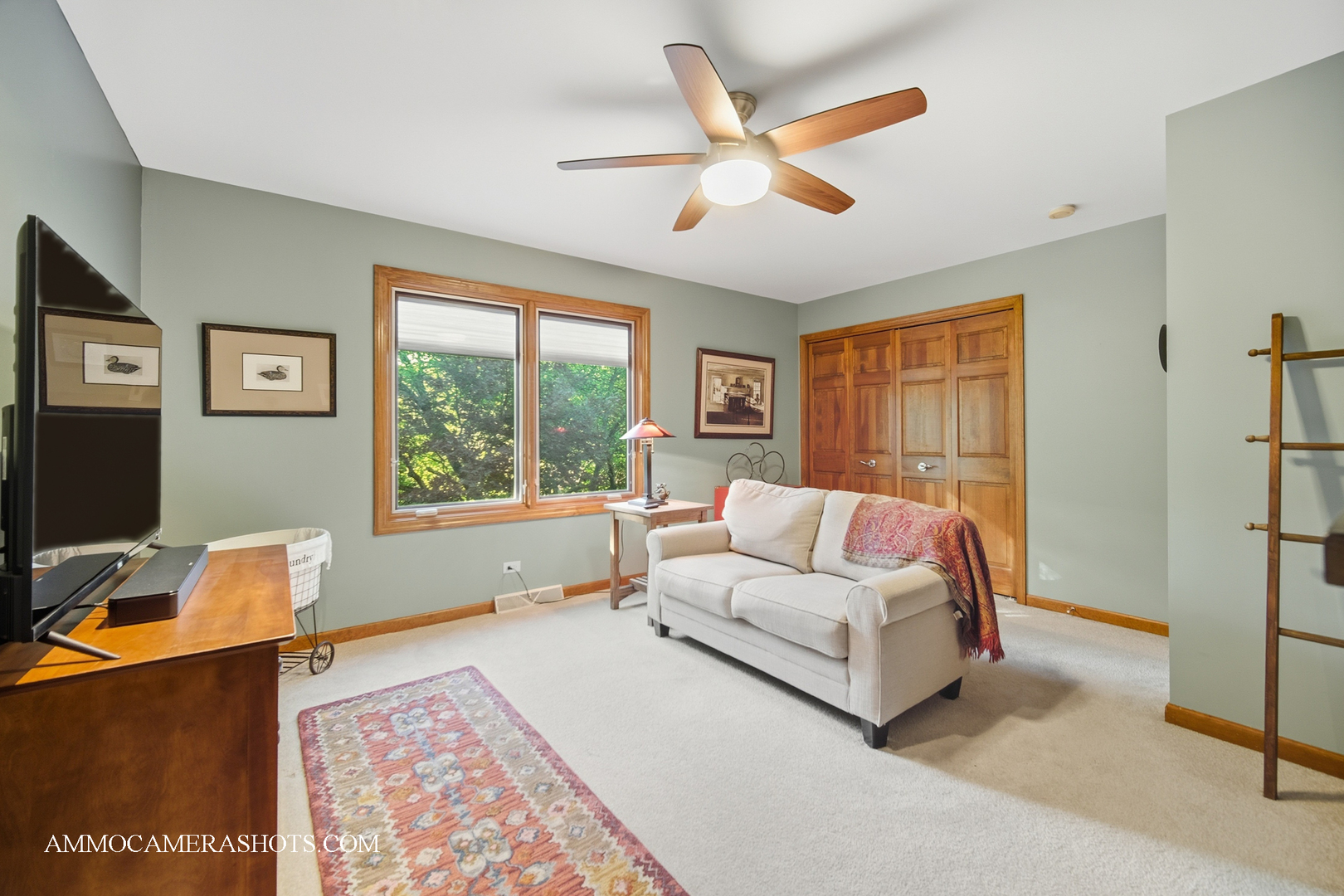 12 Highgate Court, St. Charles, IL 60174