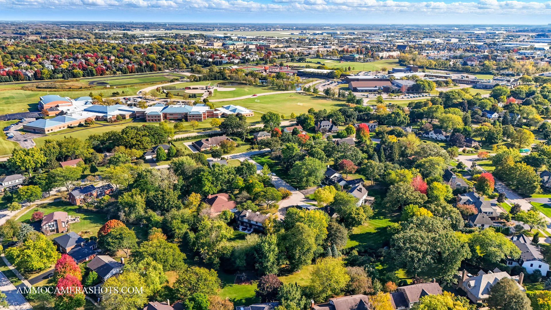 12 Highgate Court, St. Charles, IL 60174