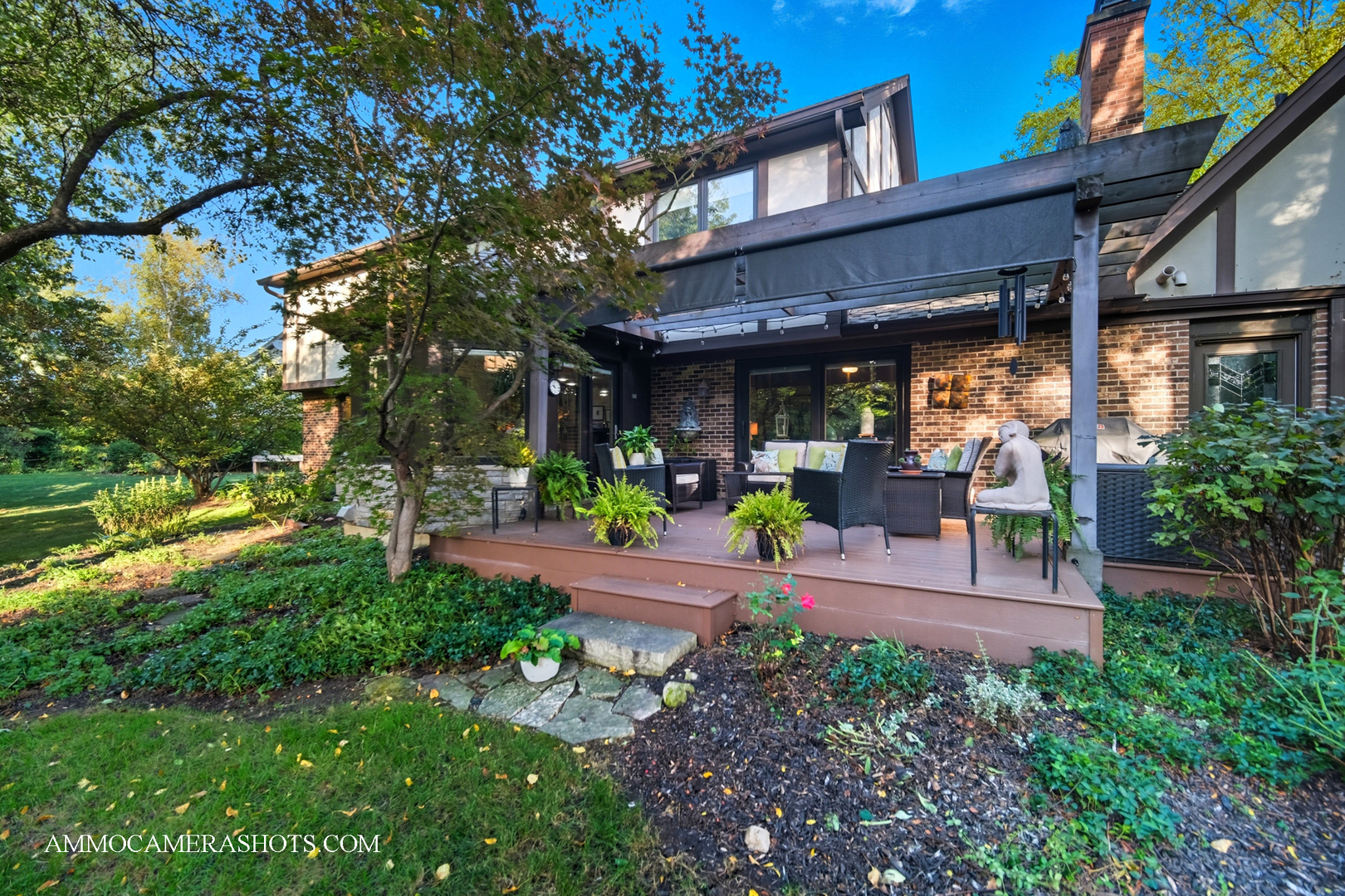 12 Highgate Court, St. Charles, IL 60174