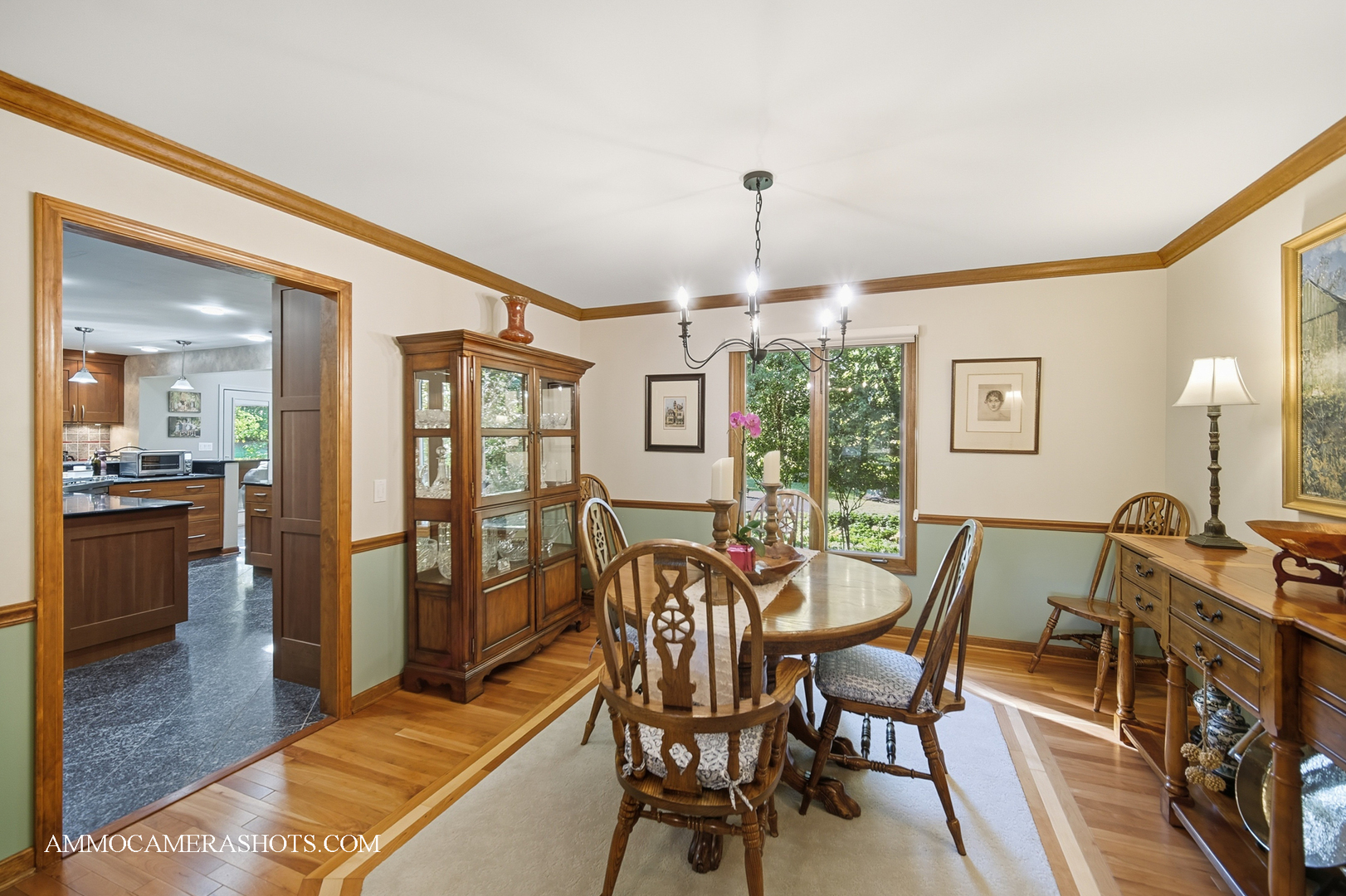 12 Highgate Court, St. Charles, IL 60174