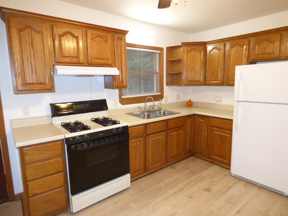 329 Exchange Street, Sycamore, IL 60178